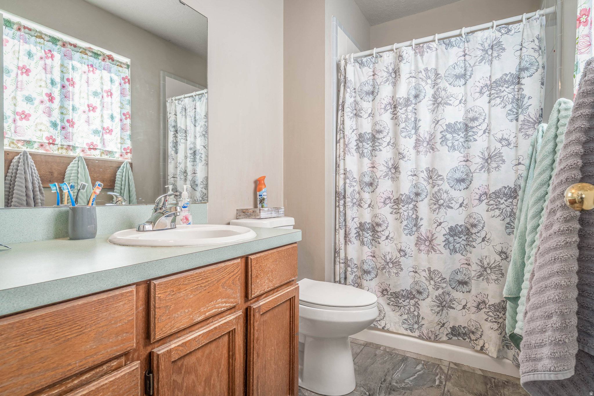 PEACH TREE ESTATES - Residential