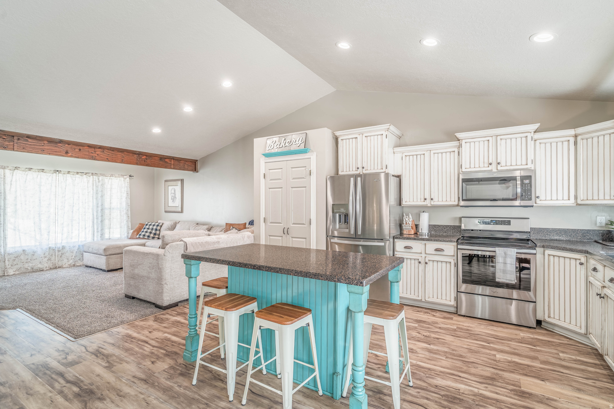 PEACH TREE ESTATES - Residential