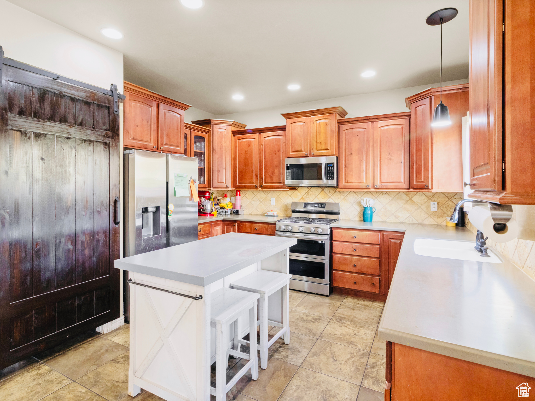 MAPLE HOLLOW - Residential