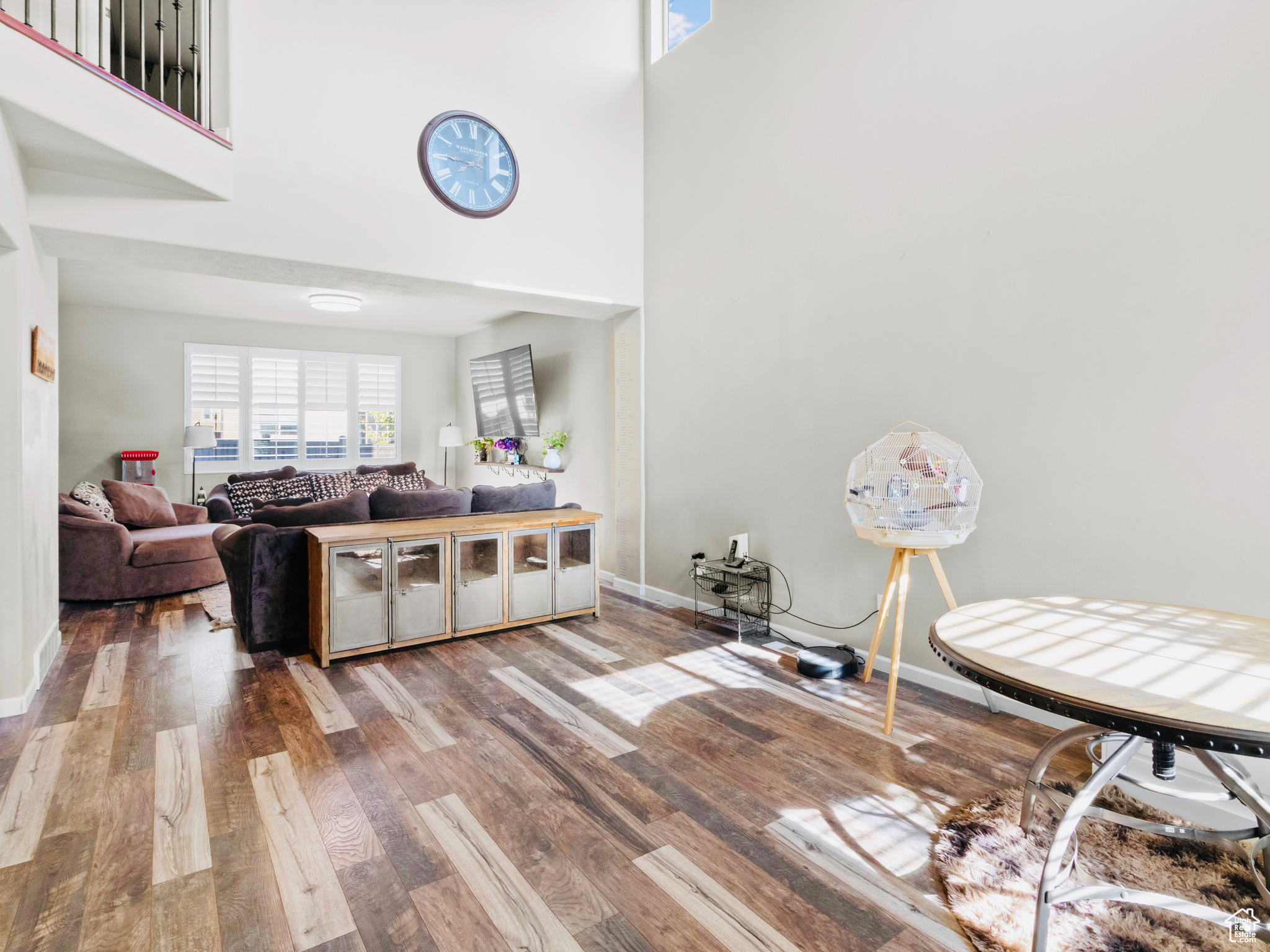 MAPLE HOLLOW - Residential