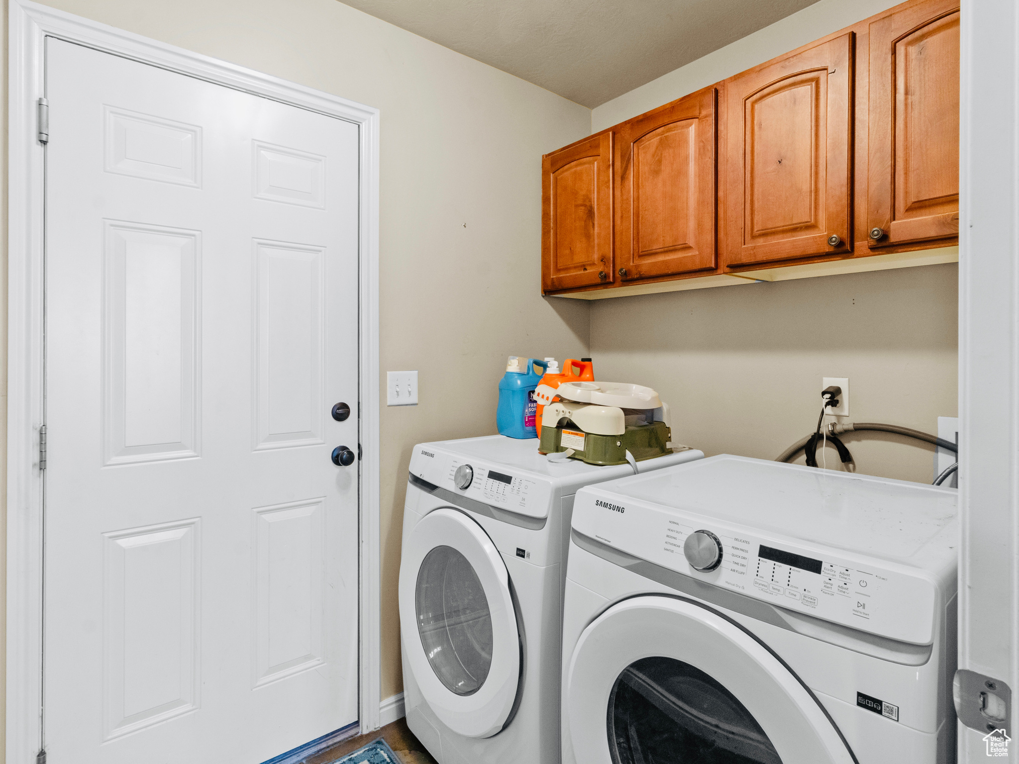 MAPLE HOLLOW - Residential