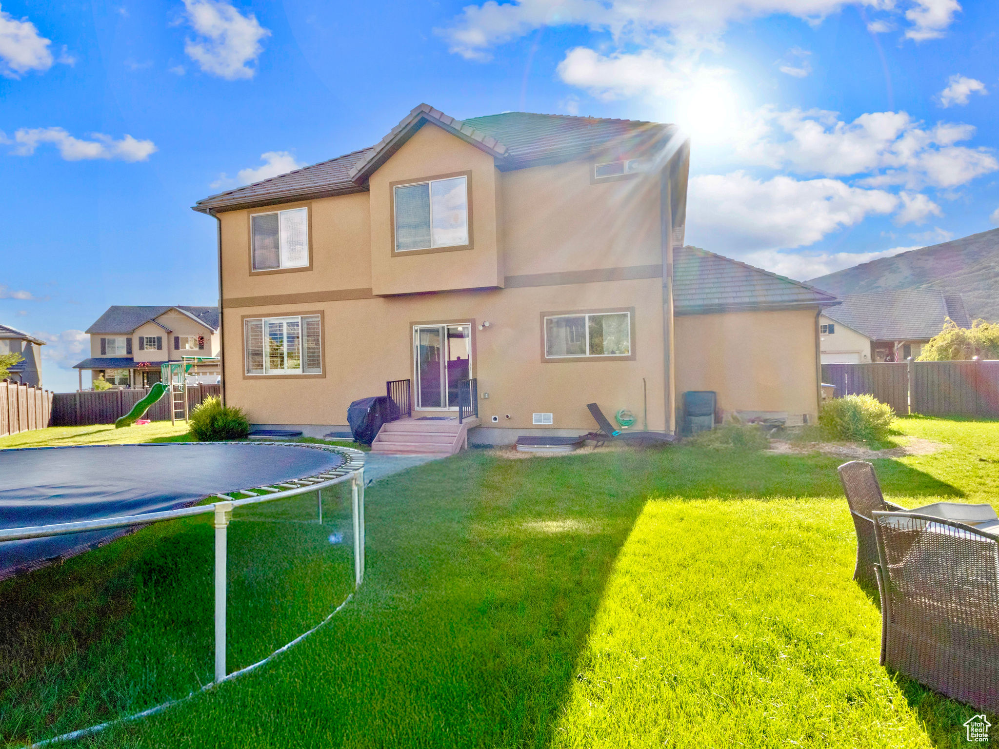 MAPLE HOLLOW - Residential