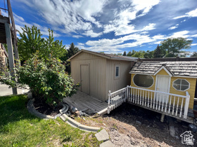 BROOKTREE - Residential