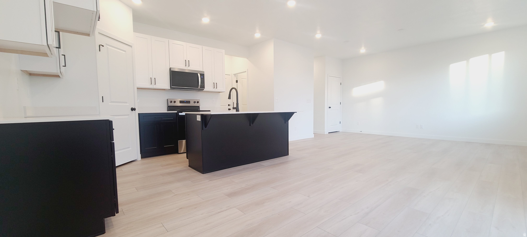 HIGHGATE COVE - Residential