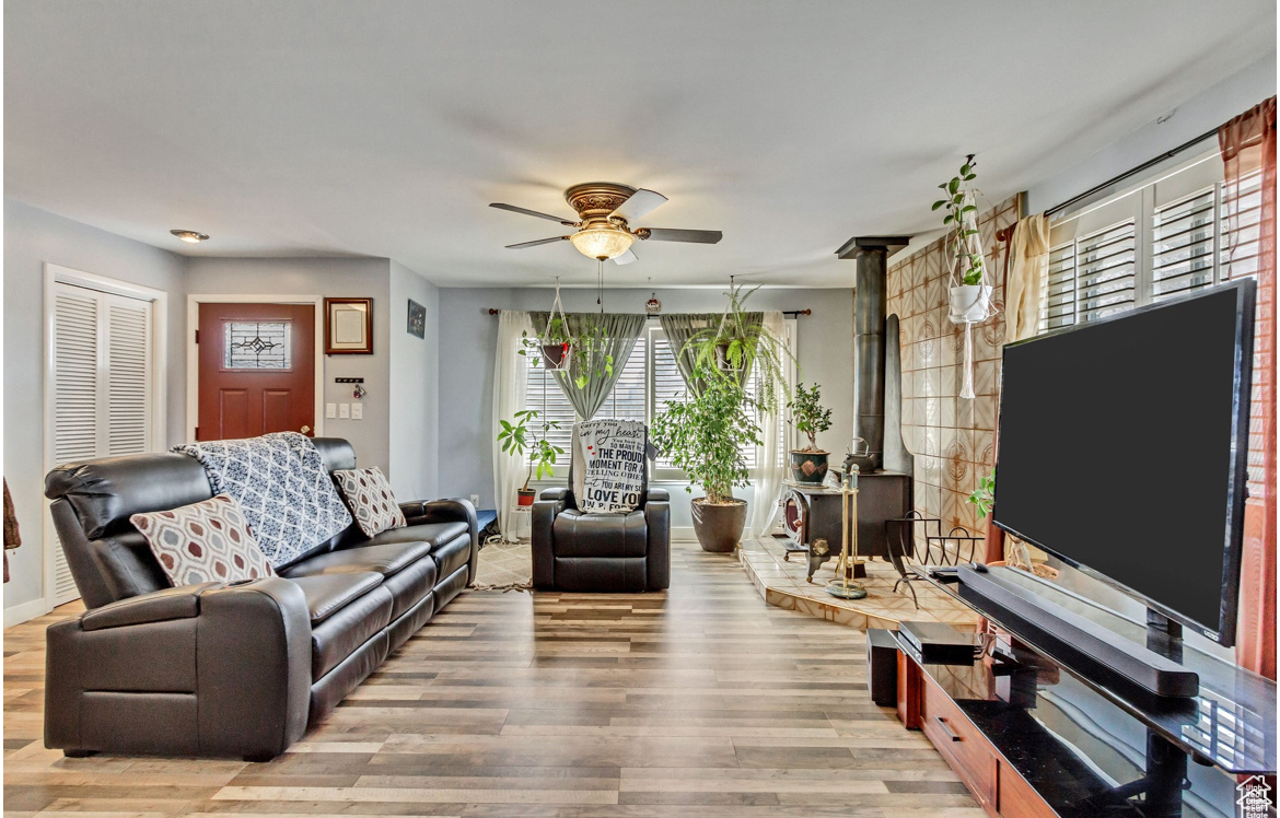 9717 S 1600, South Jordan, Utah image 4