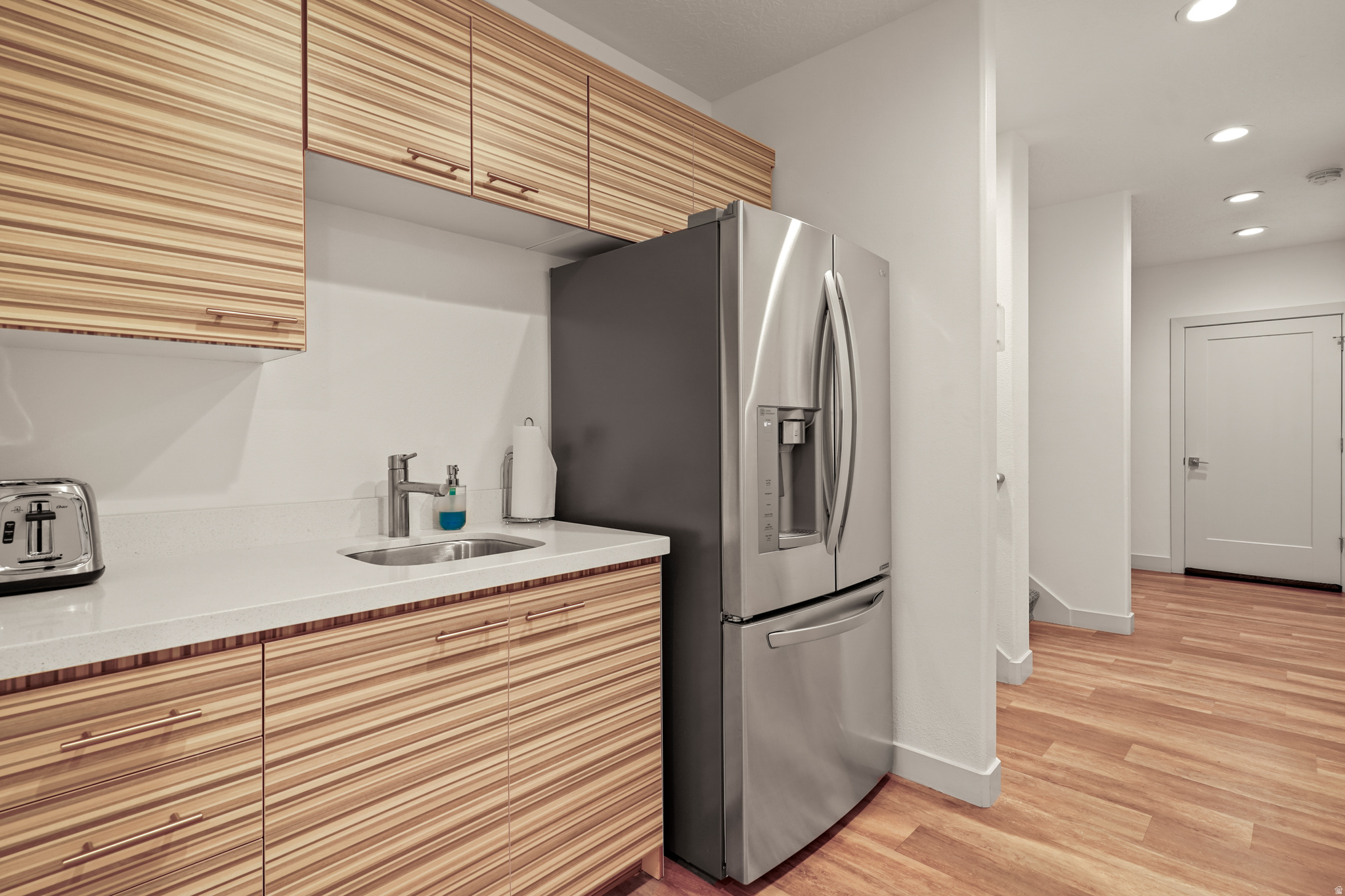 PINNACLE PARK - Commercial Sale