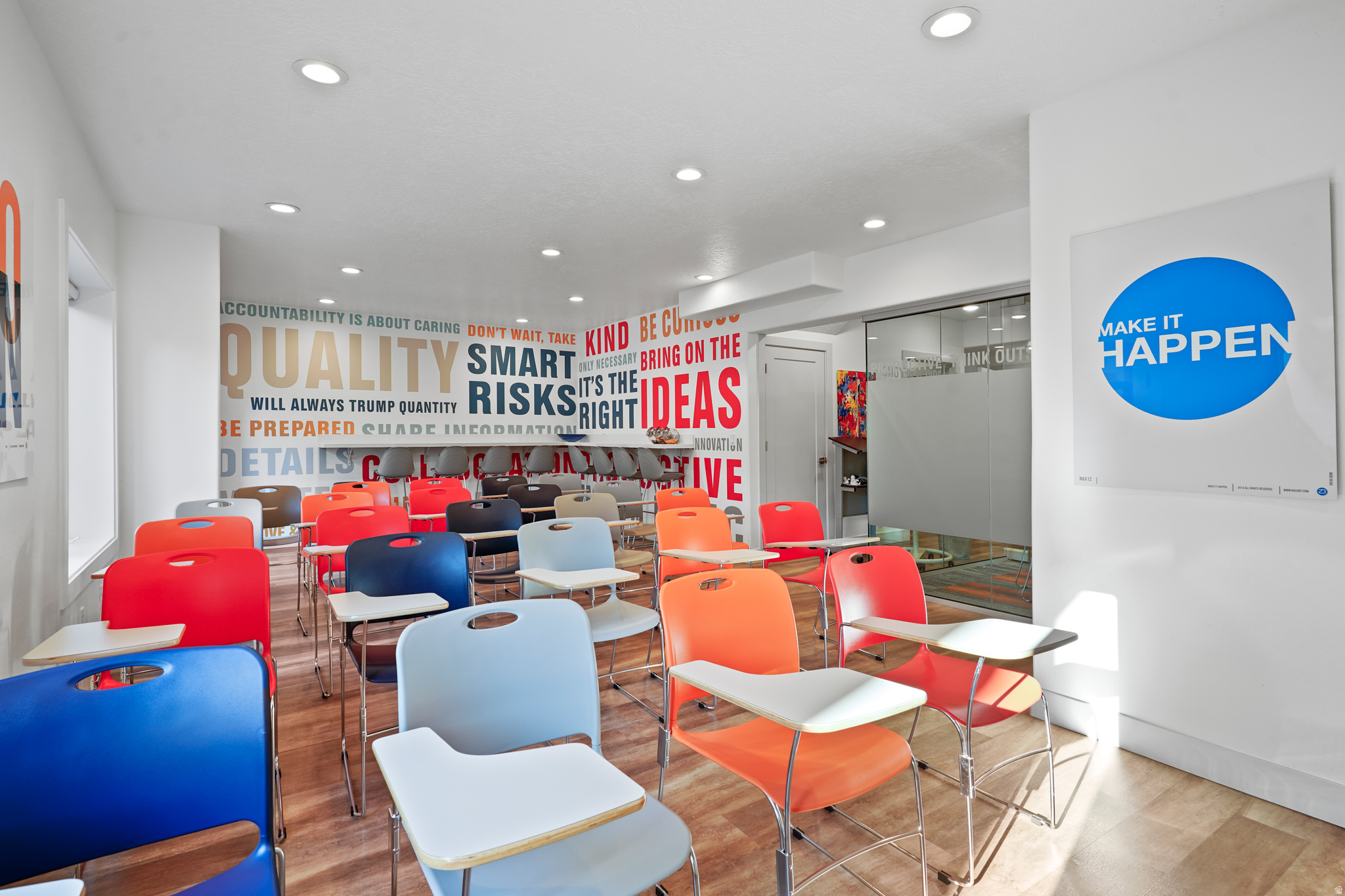 PINNACLE PARK - Commercial Sale