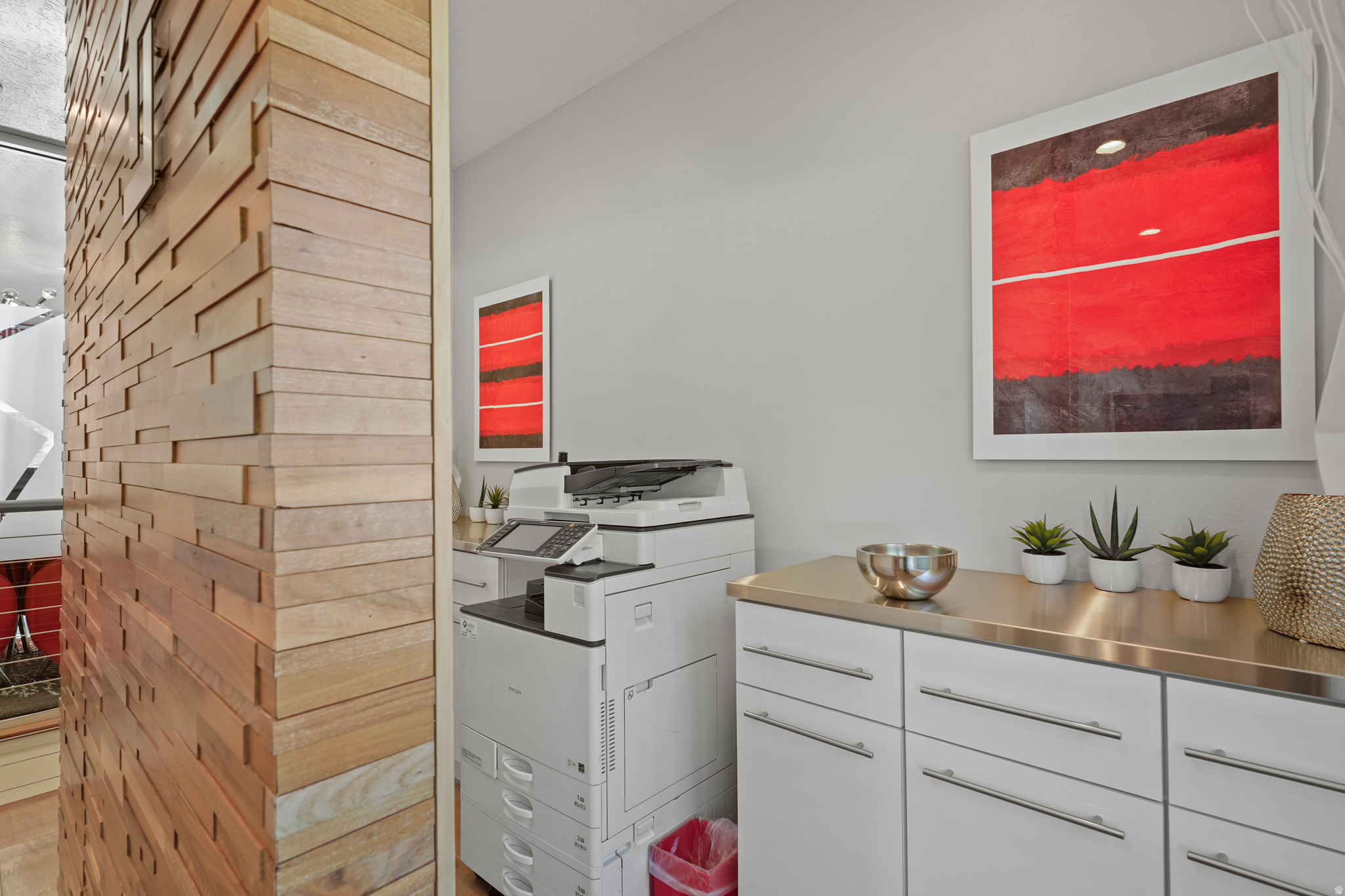 PINNACLE PARK - Commercial Sale