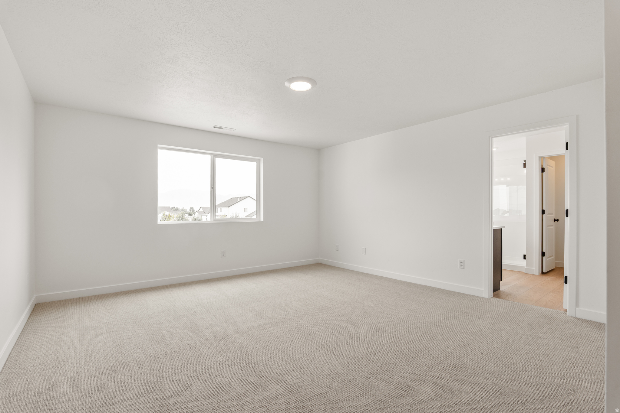 FREEDOM VIEW COVE - Residential