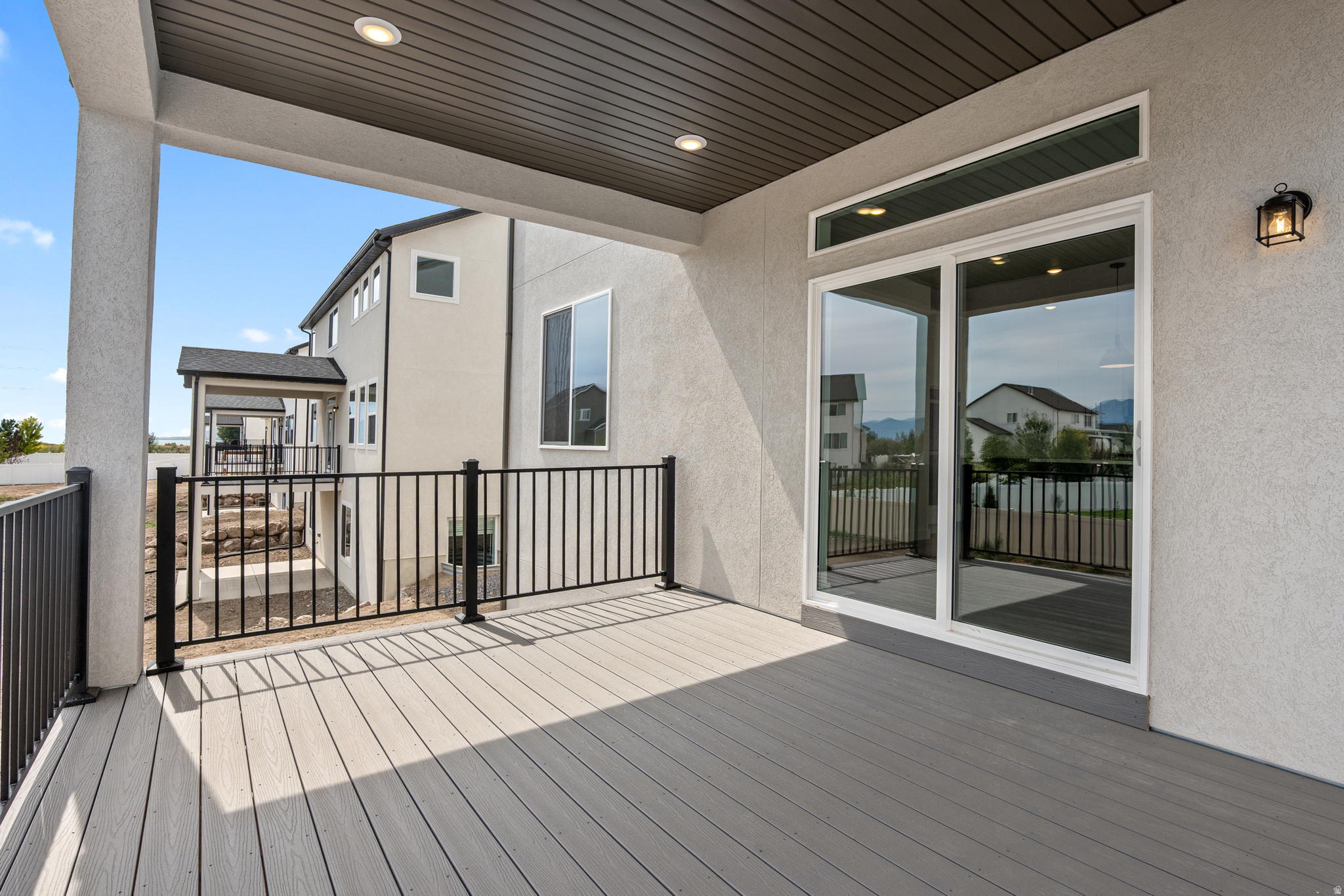 FREEDOM VIEW COVE - Residential