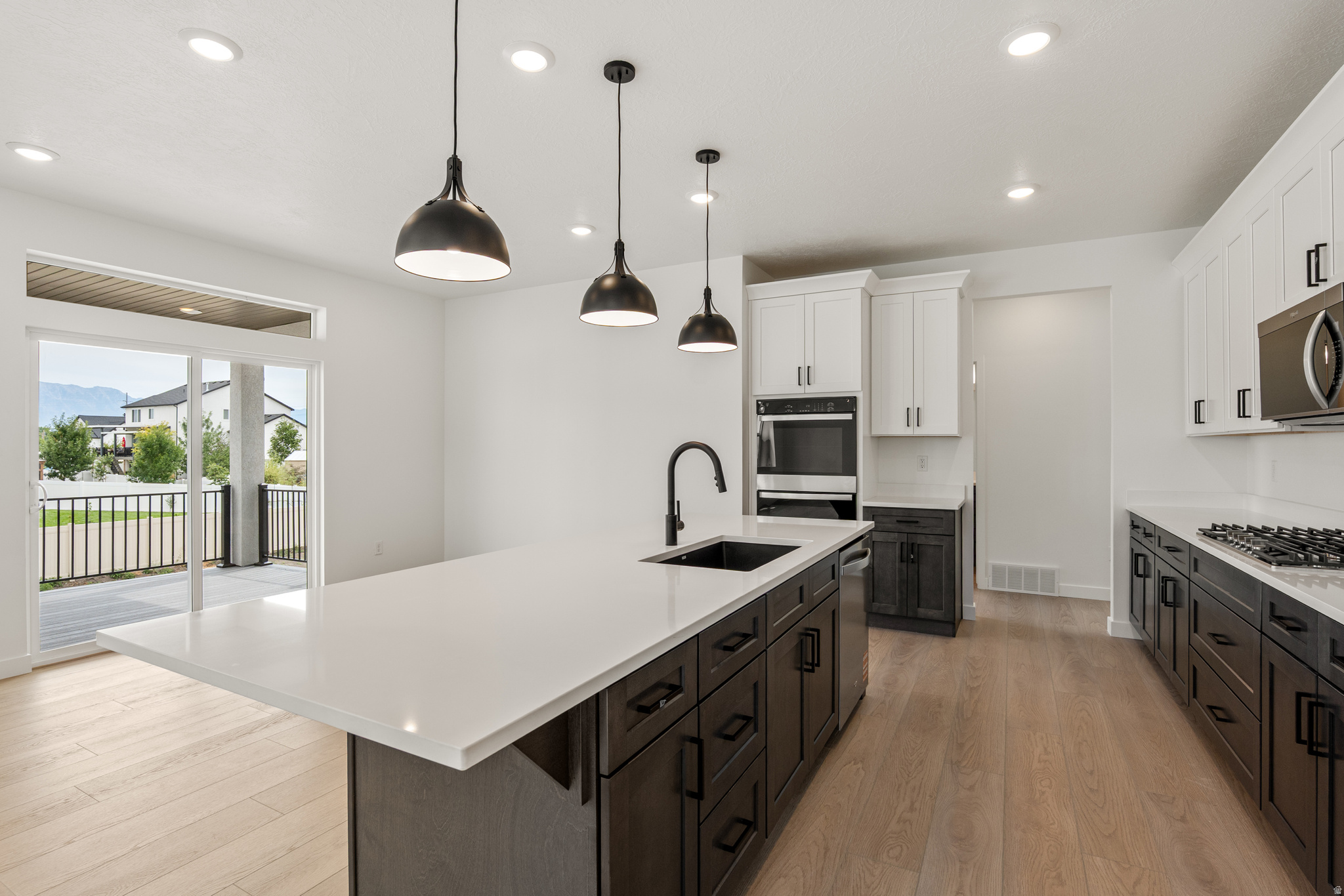 FREEDOM VIEW COVE - Residential