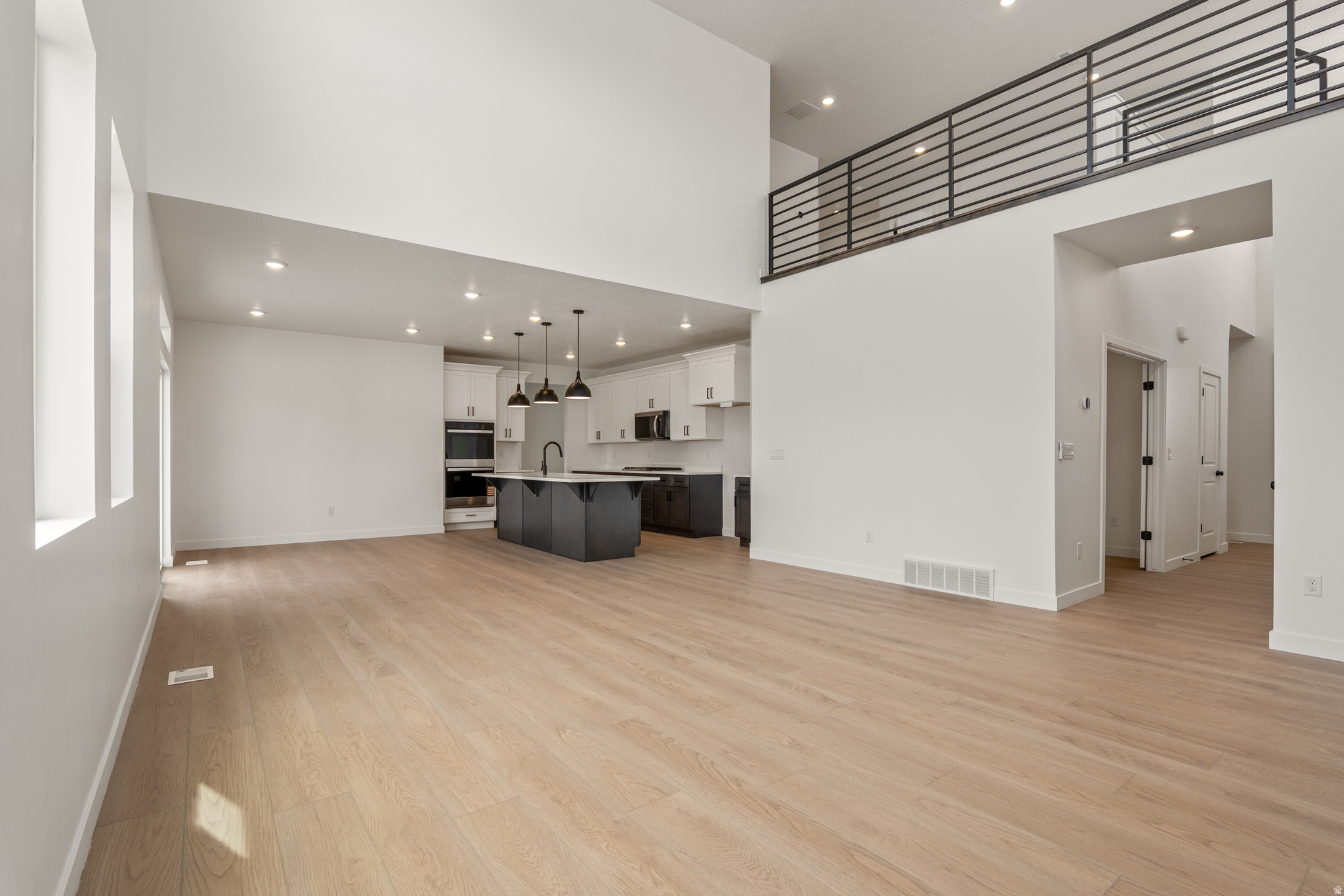 FREEDOM VIEW COVE - Residential