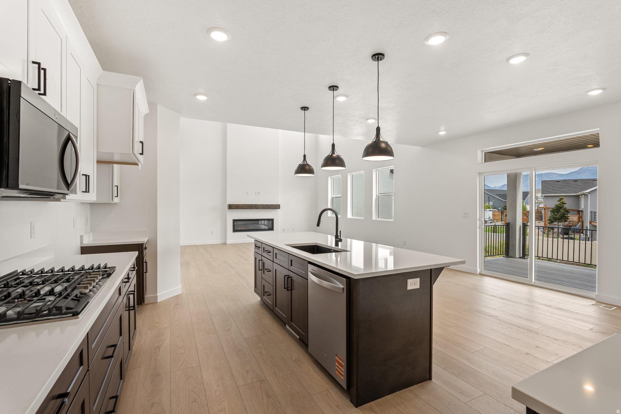 FREEDOM VIEW COVE - Residential