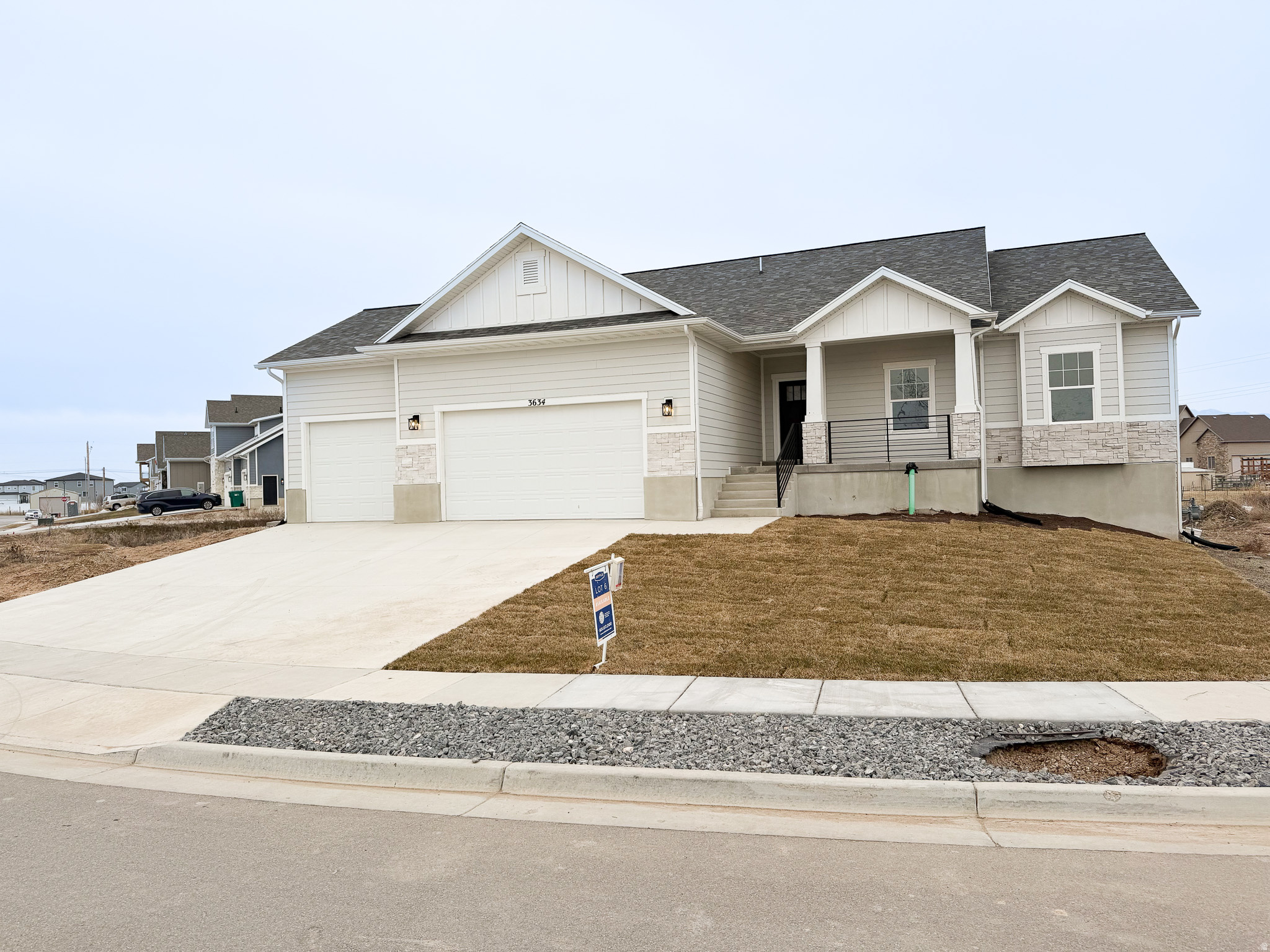 MACY LANE - Residential