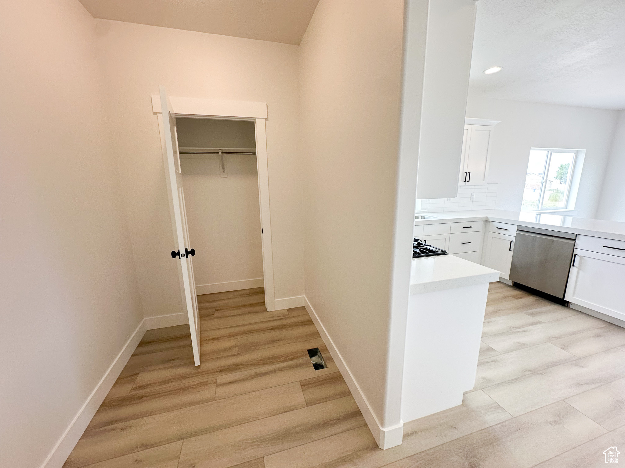 MACY LANE - Residential