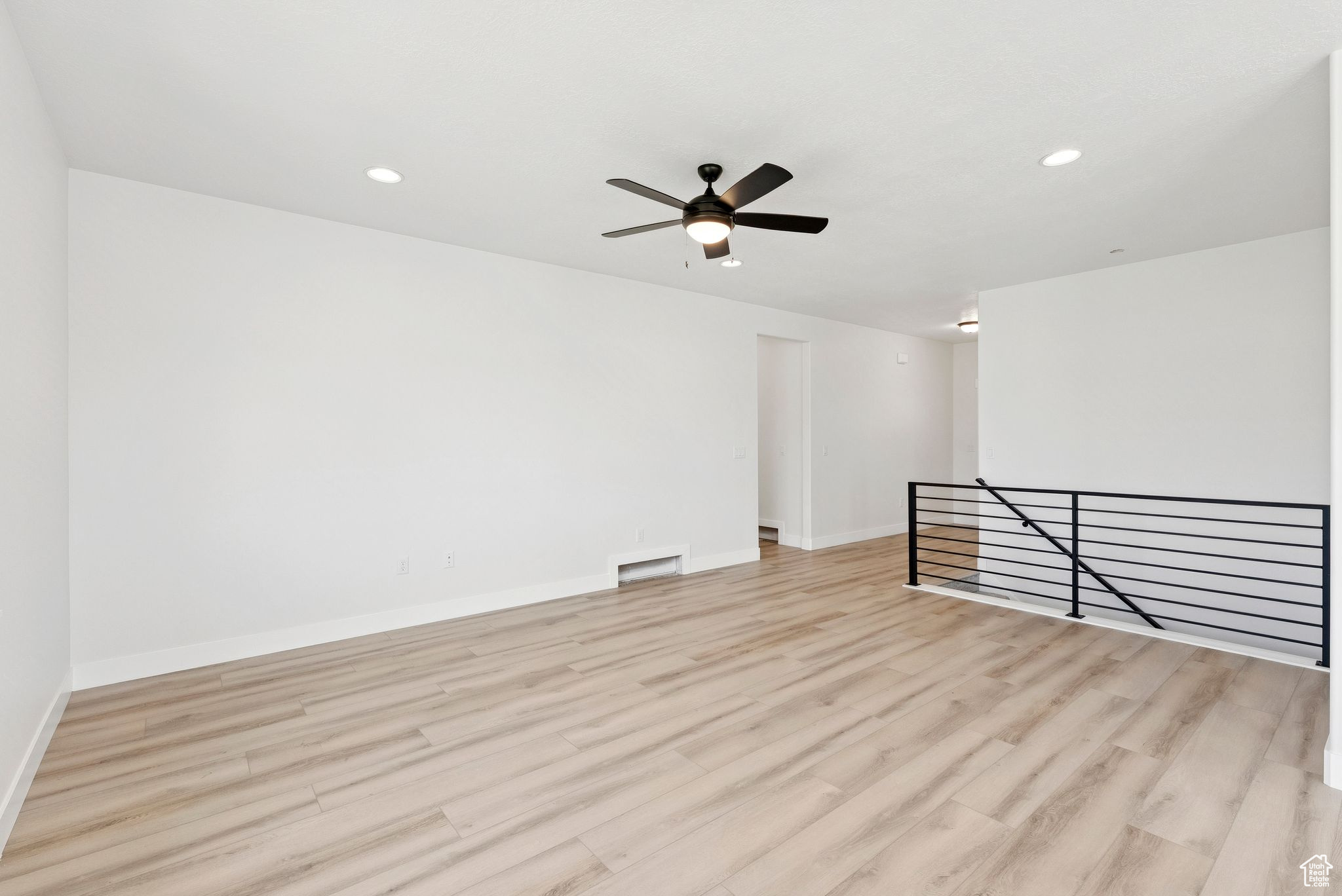 MACY LANE - Residential