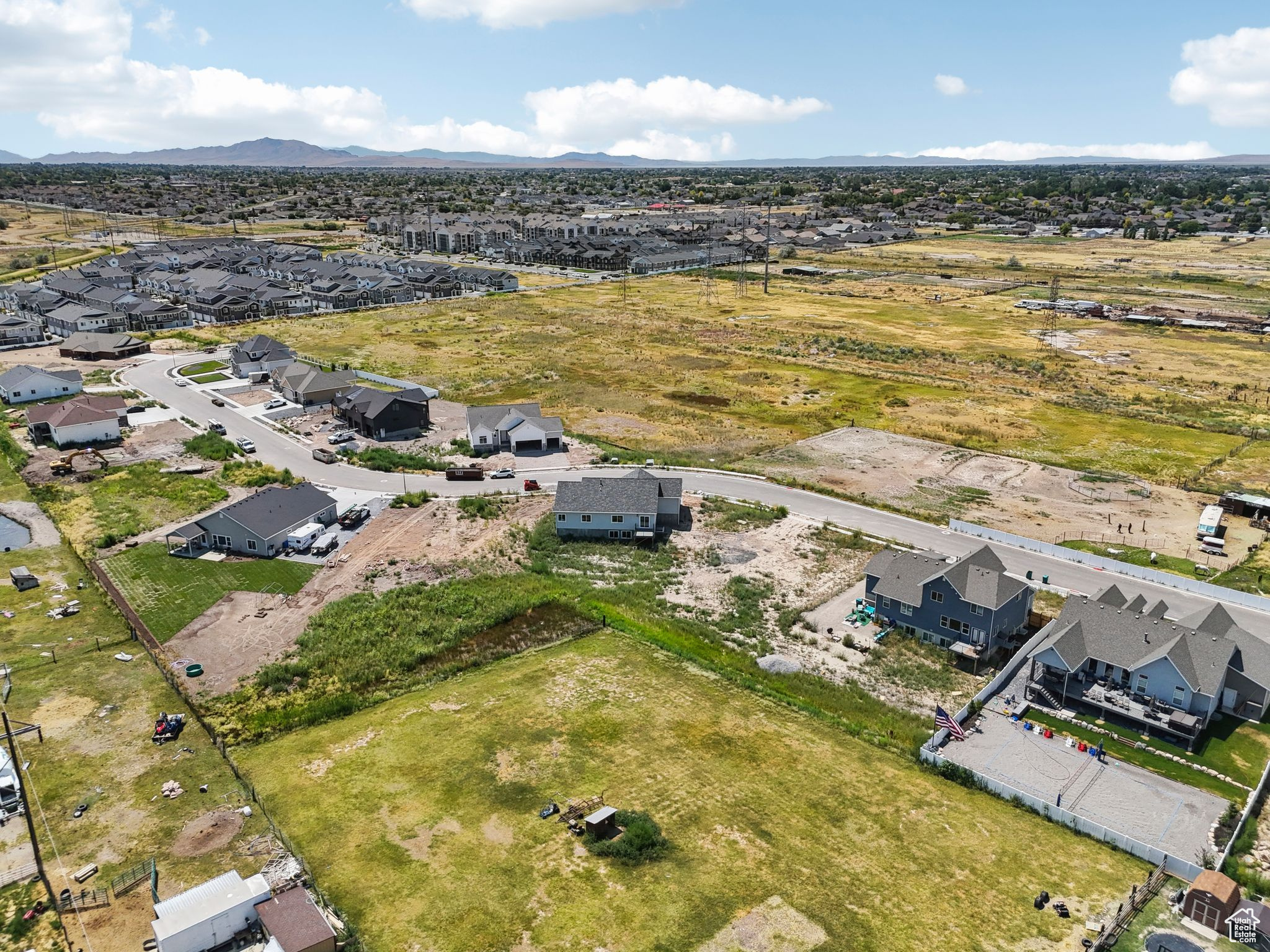 MACY LANE - Residential