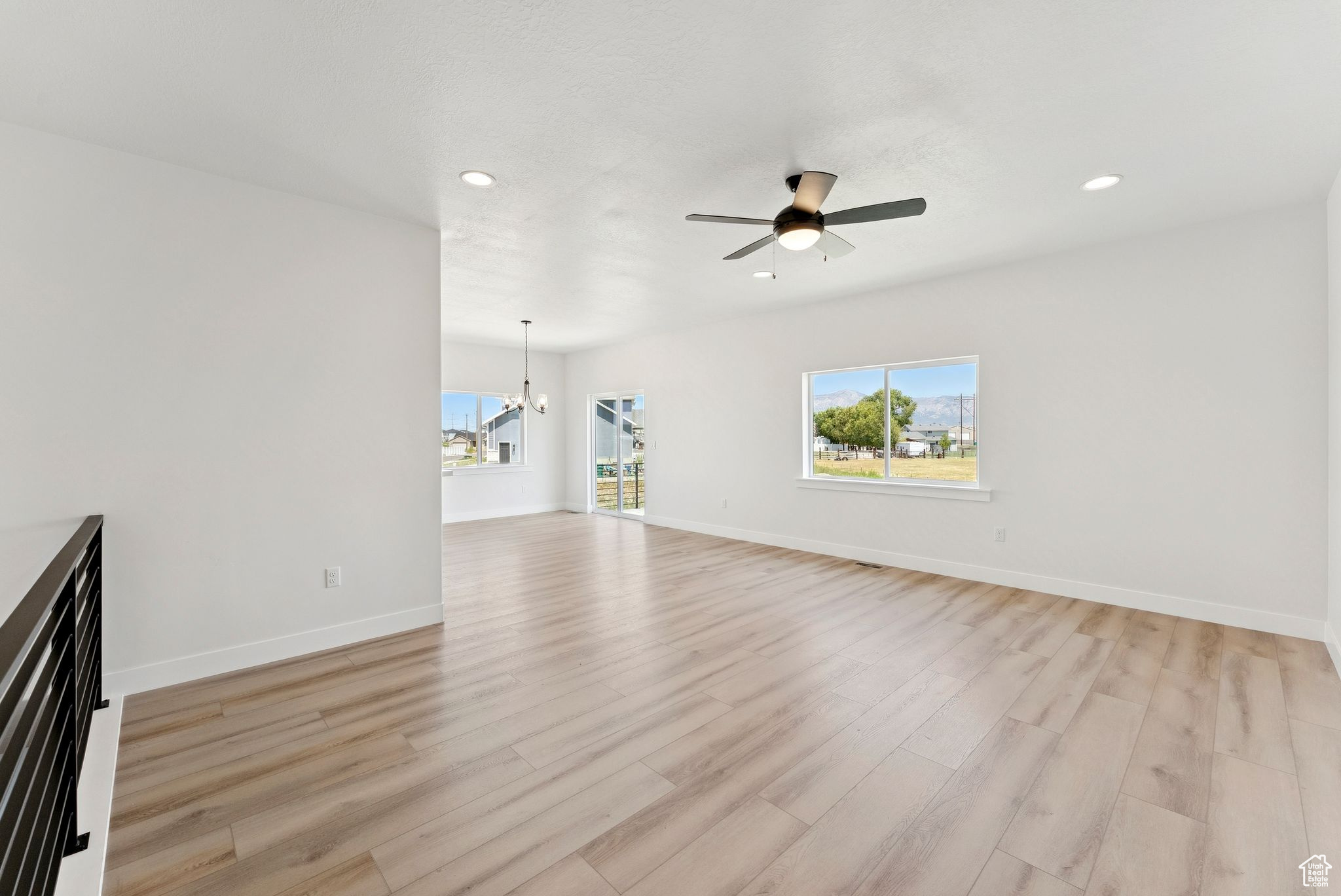 MACY LANE - Residential