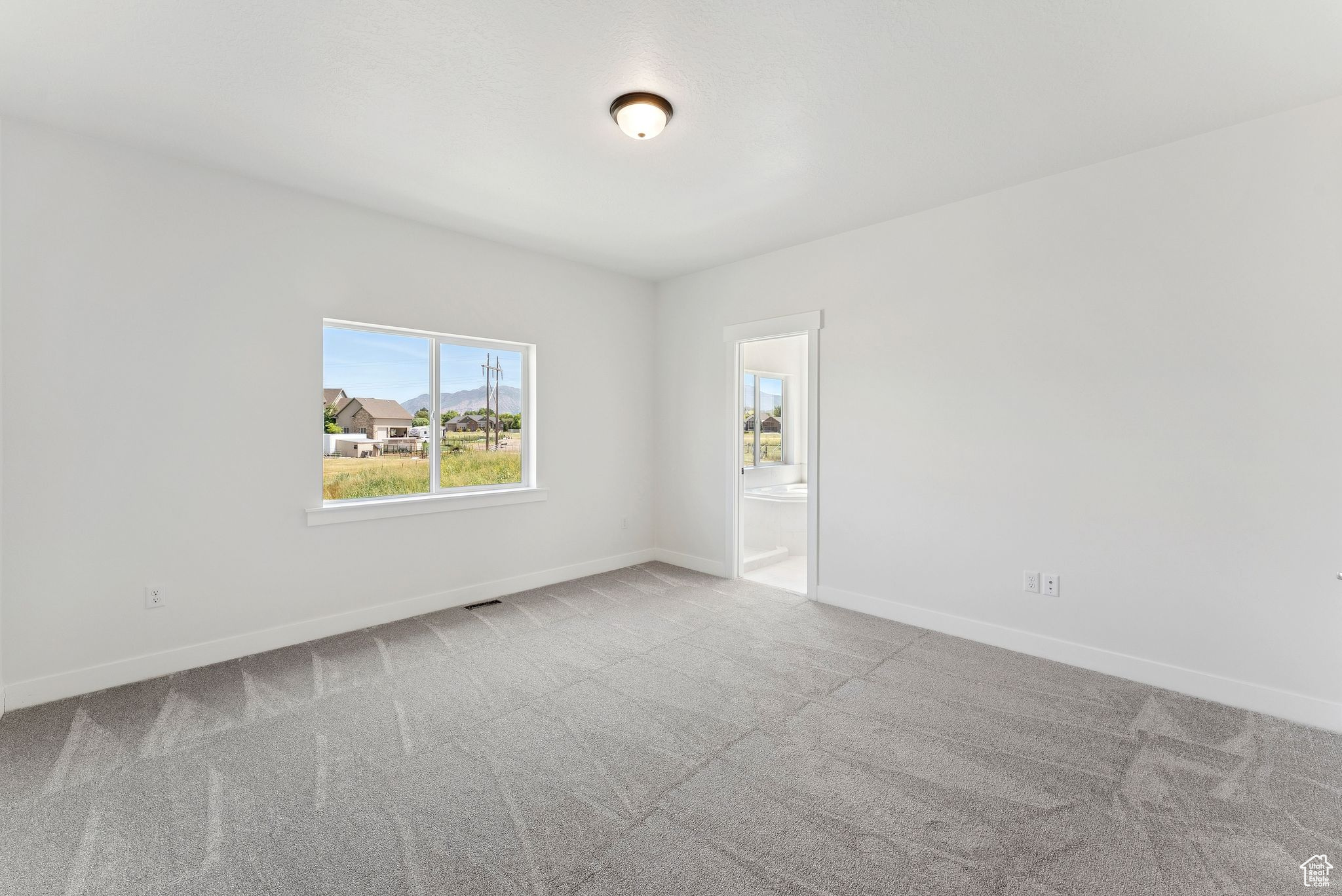 MACY LANE - Residential