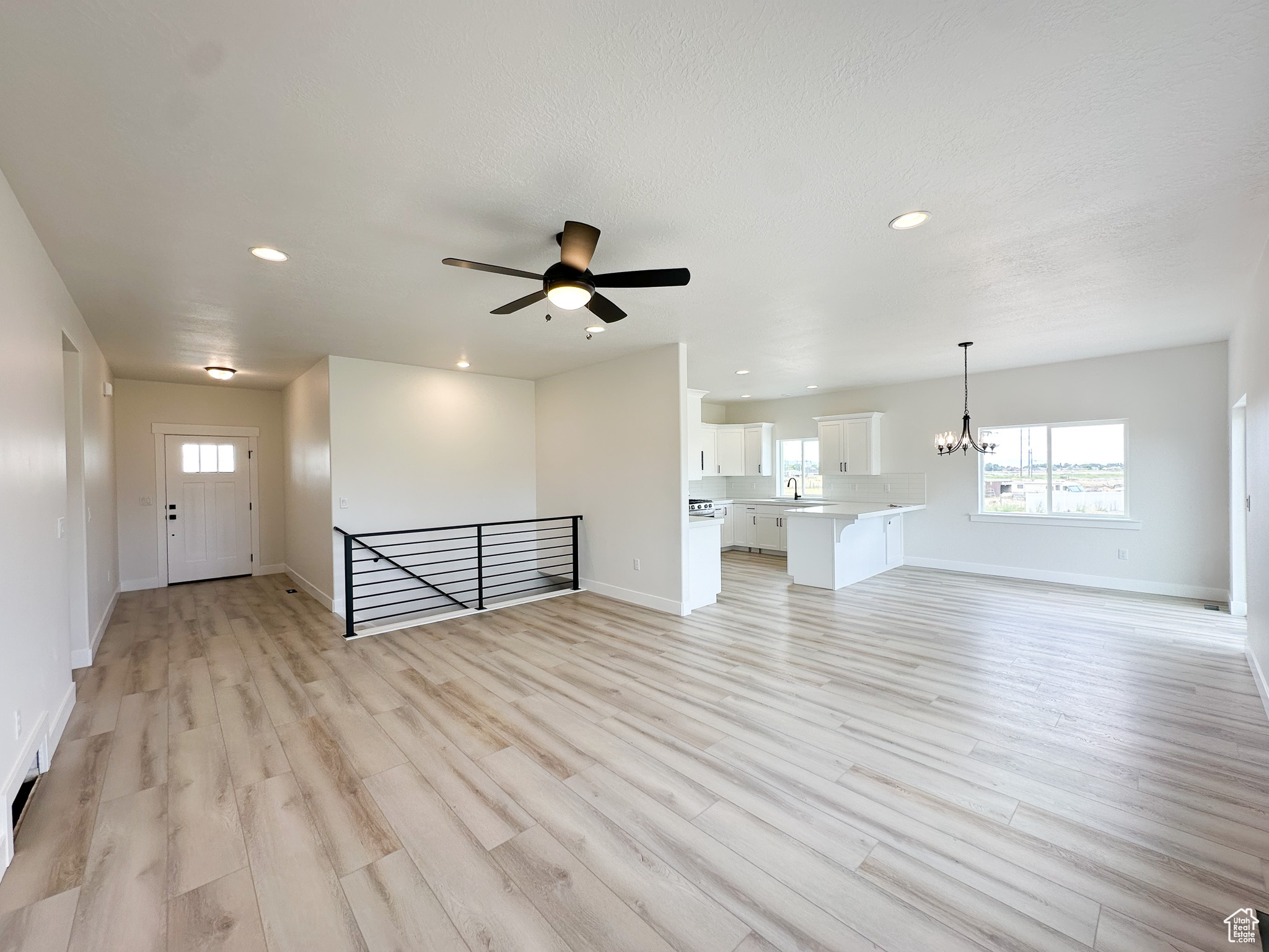 MACY LANE - Residential