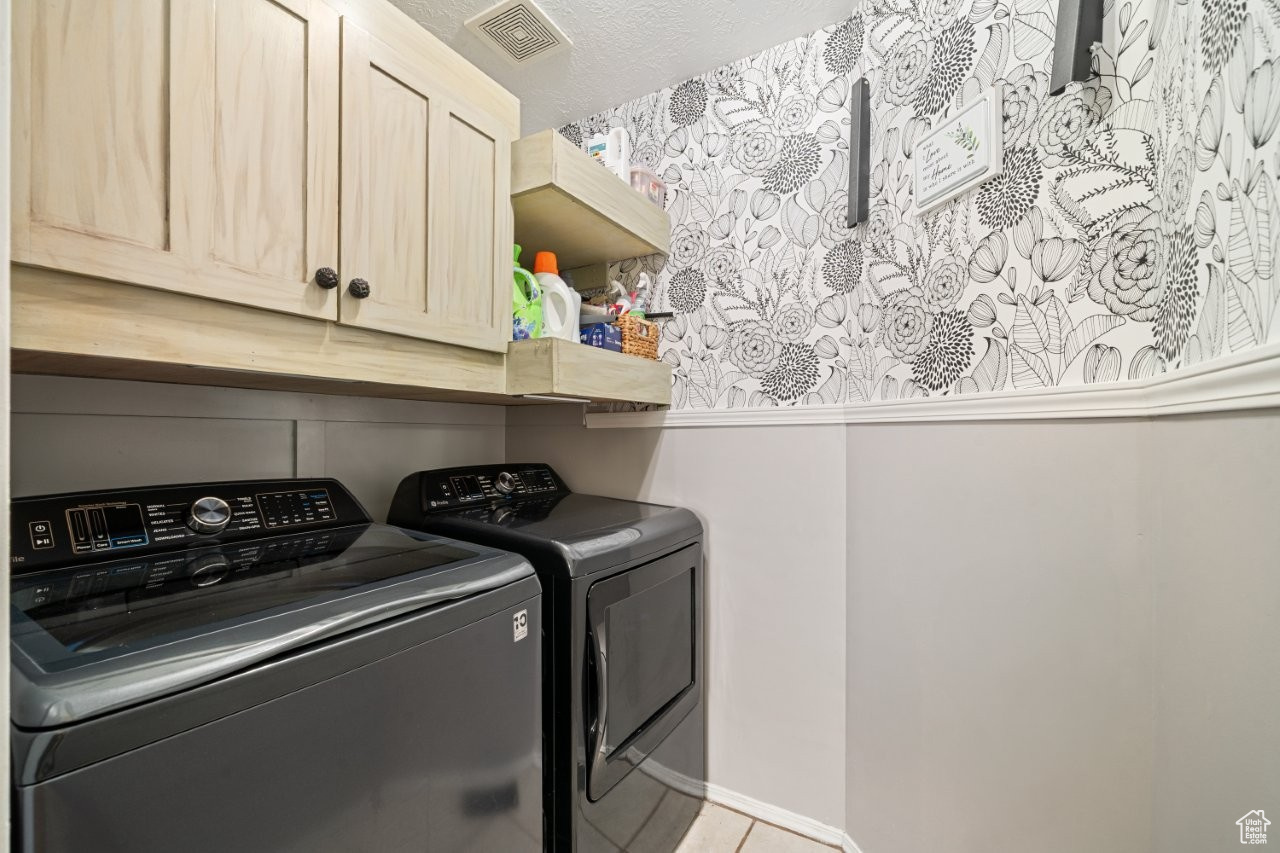 LEXINGTON ESTATES - Residential