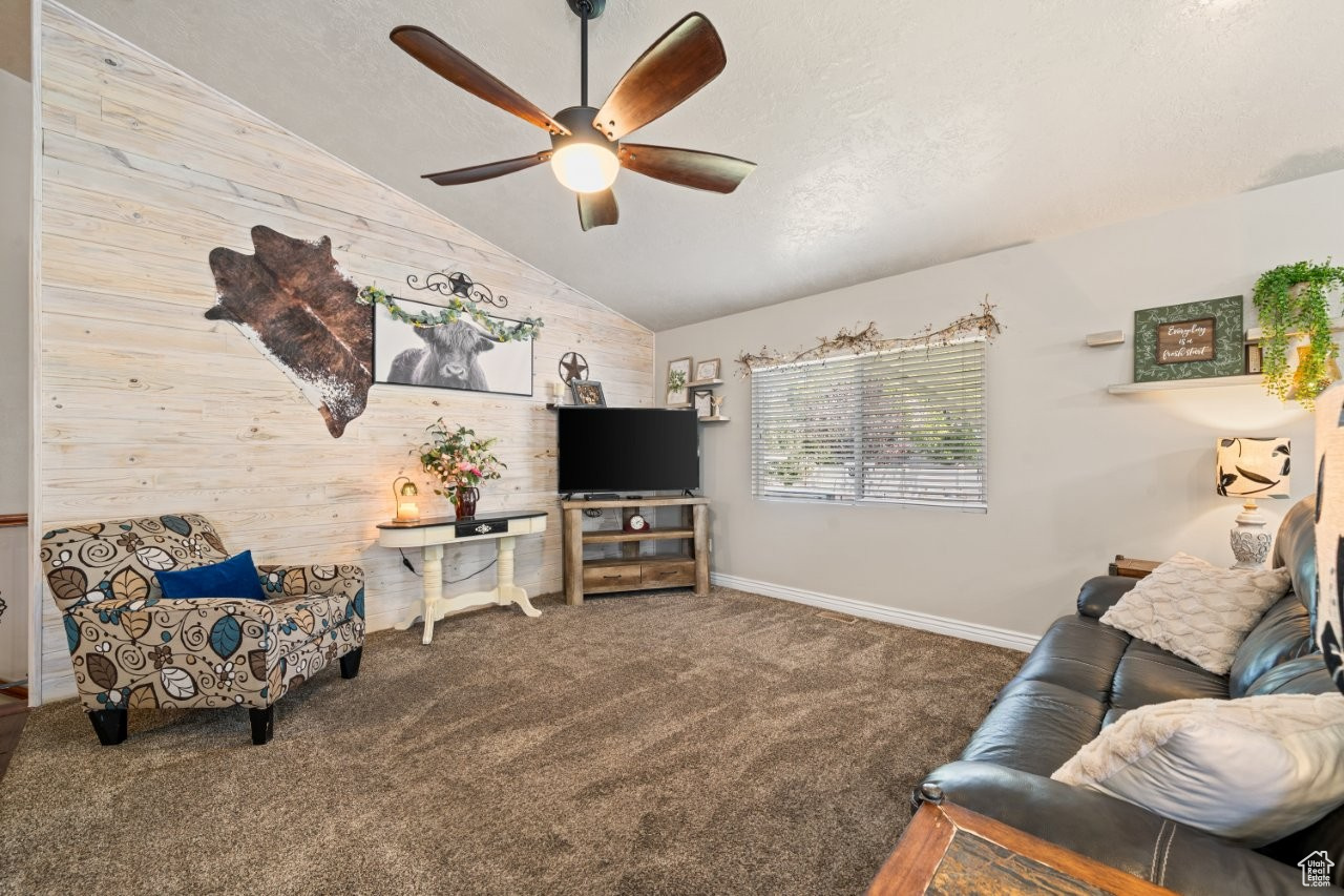 LEXINGTON ESTATES - Residential