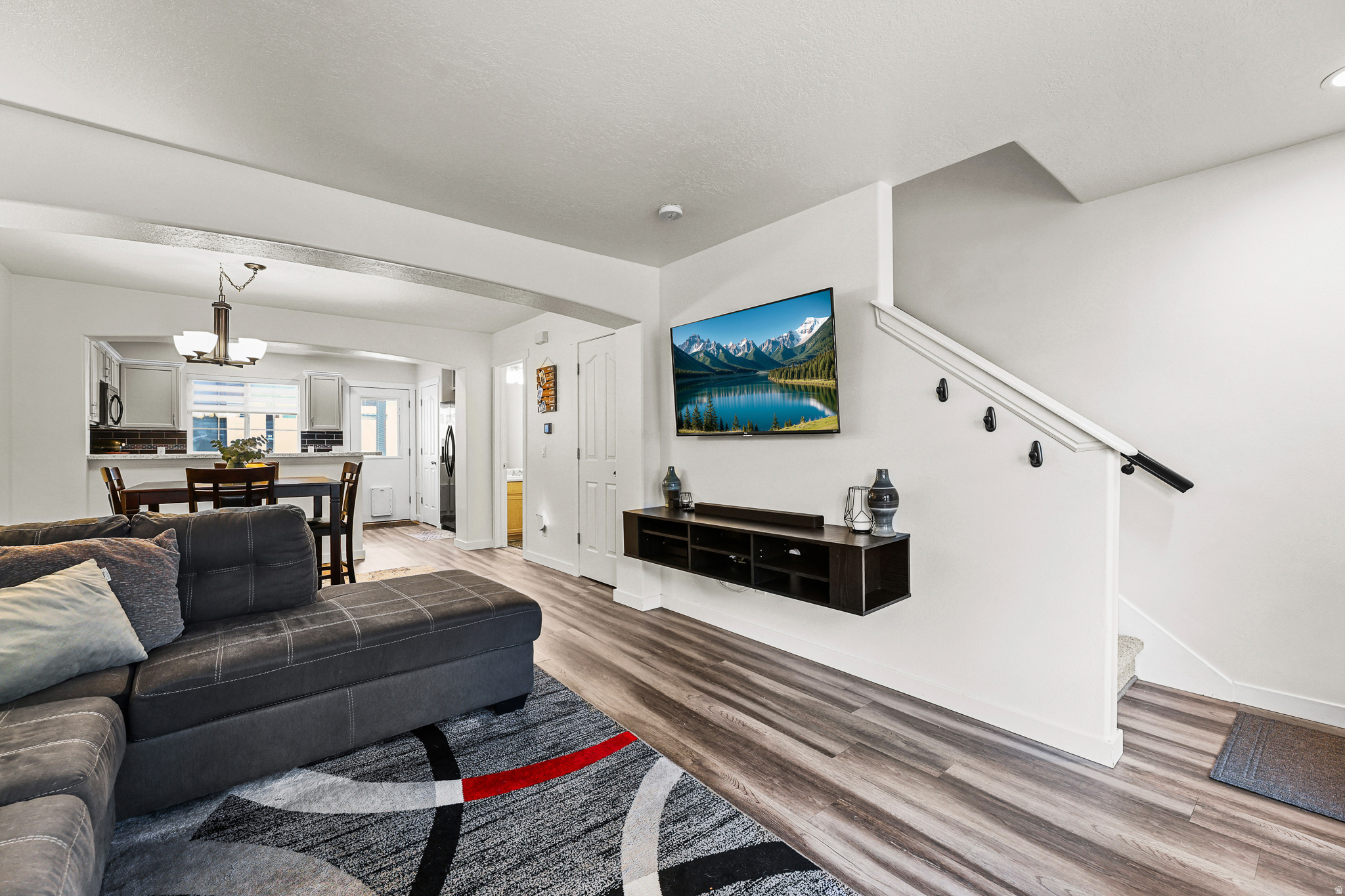 WILLOW CREEK - Residential