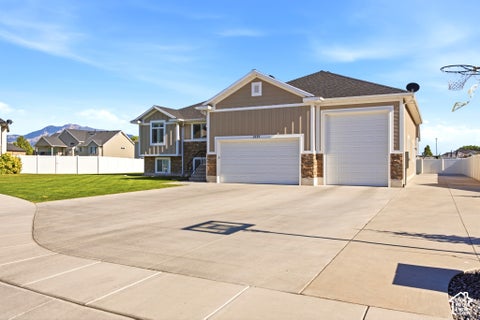 Tiny photo for 2737 W 2550 N, Plain City, UT 84404 (MLS # 2189941)