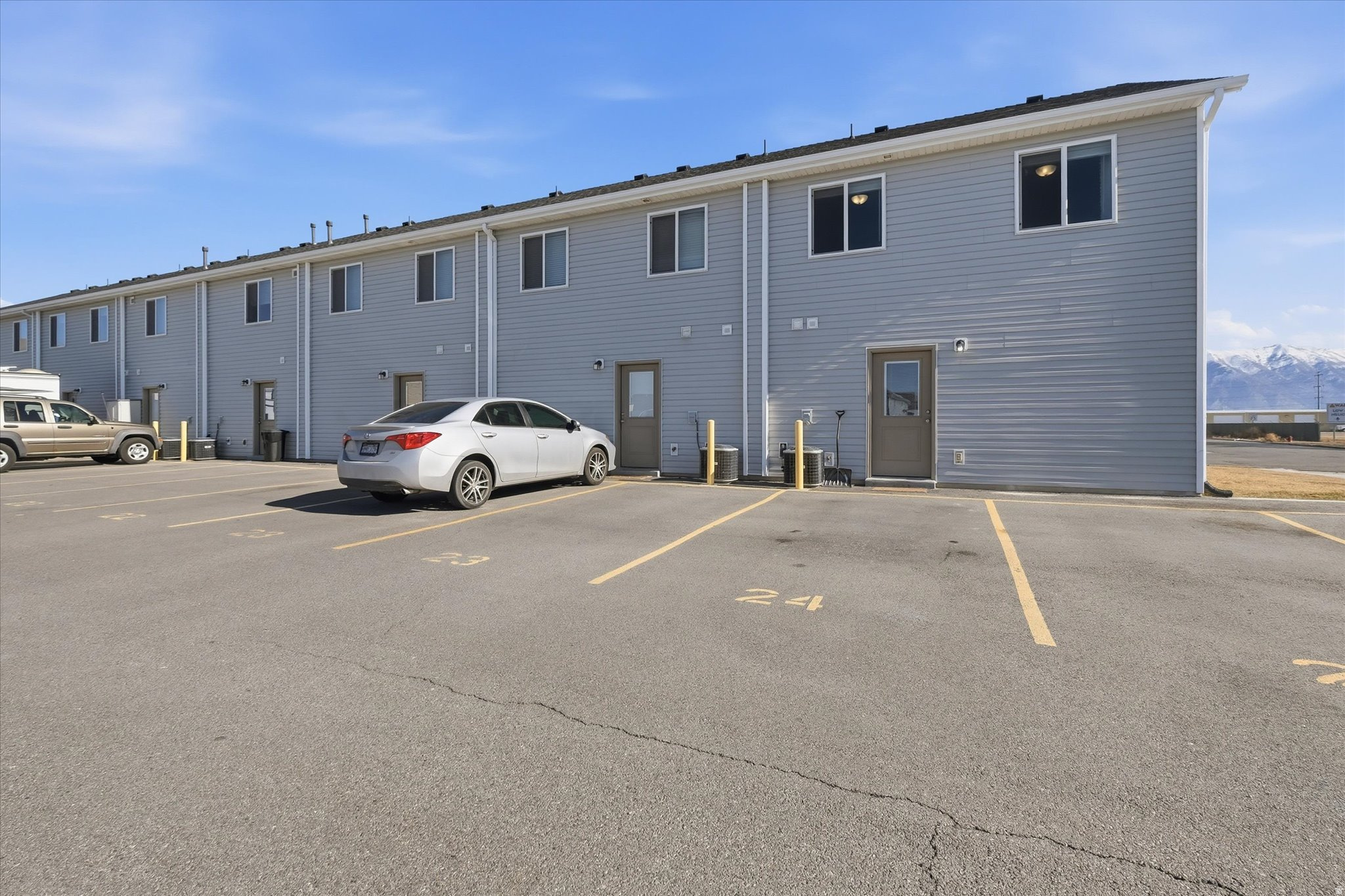 RIVER VALLEY - Residential