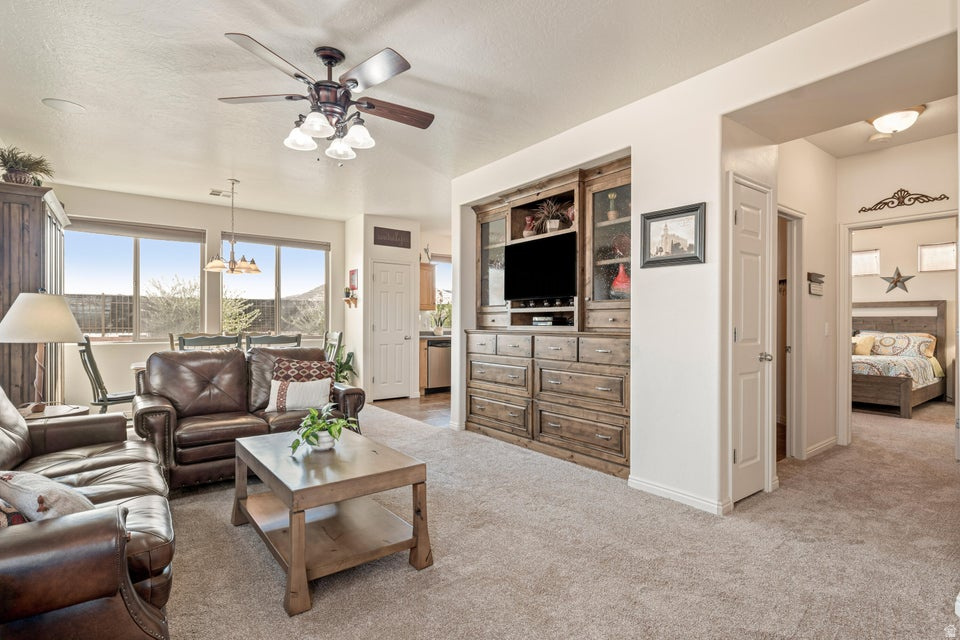 CORAL CANYON SUB COMM AREA 2 PH 3 - Residential