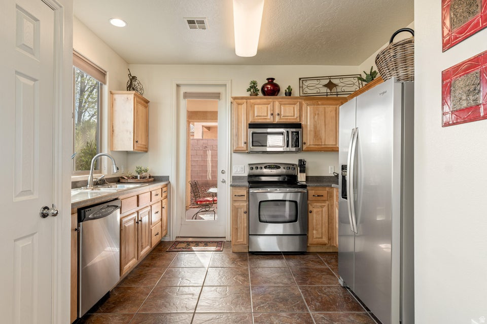 CORAL CANYON SUB COMM AREA 2 PH 3 - Residential