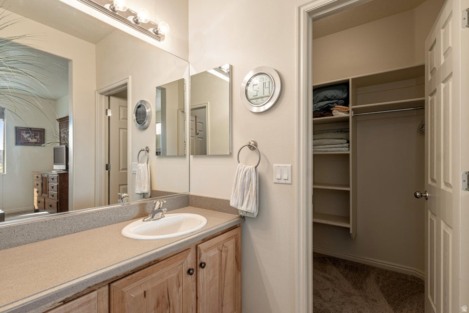 CORAL CANYON SUB COMM AREA 2 PH 3 - Residential