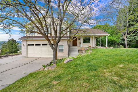 Tiny photo for 8975 E PINEVIEW DR, Huntsville, UT 84317 (MLS # 2159889)