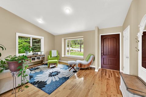 Tiny photo for 8975 E PINEVIEW DR, Huntsville, UT 84317 (MLS # 2159889)