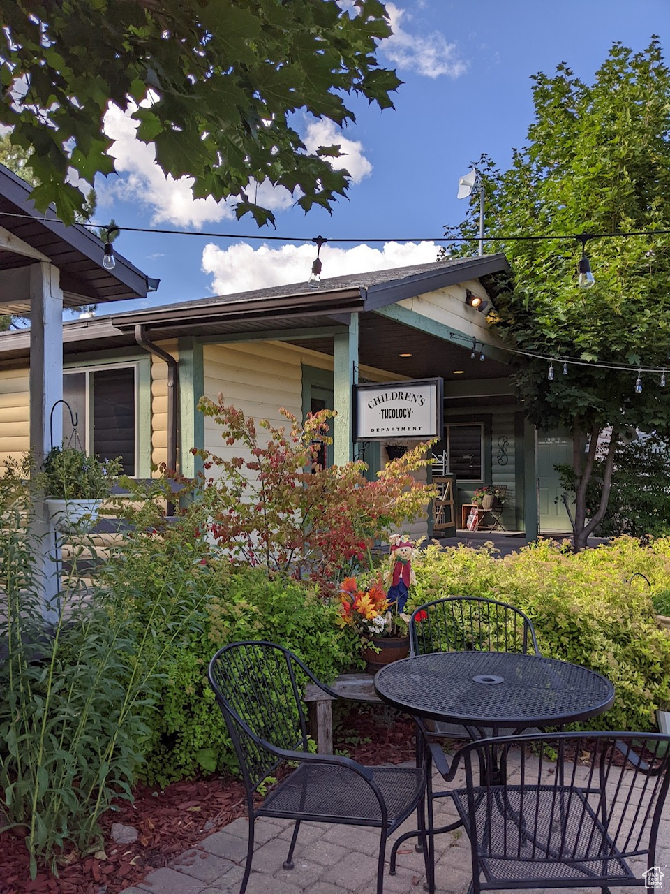 THE VILLAGE - Commercial Sale