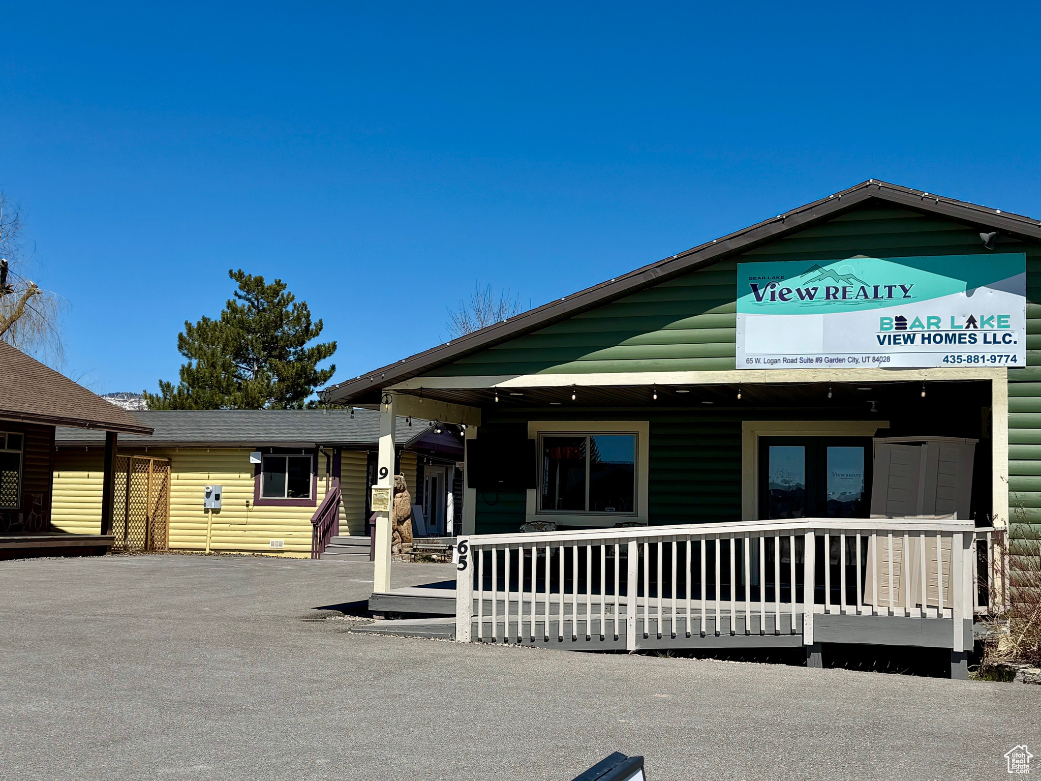 THE VILLAGE - Commercial Sale