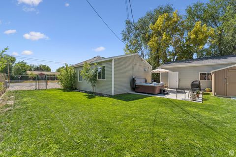 Tiny photo for 970 W 300 N, Salt Lake City, UT 84116 (MLS # 2109070)