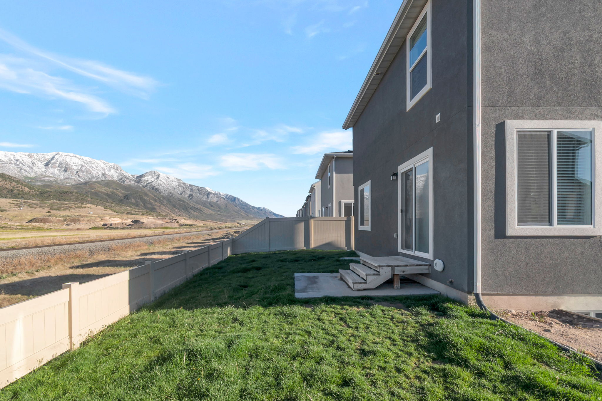RIDGE - Residential