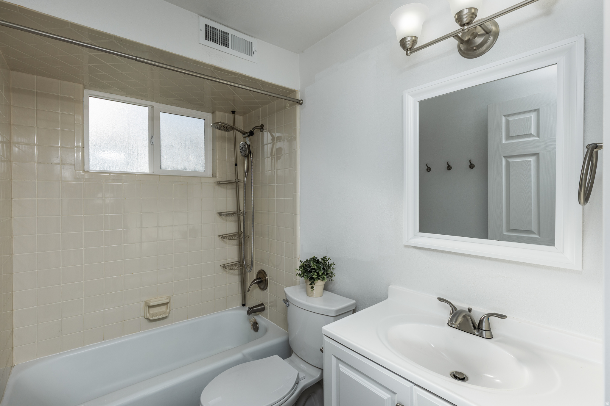 CASTLEBROOK - Residential