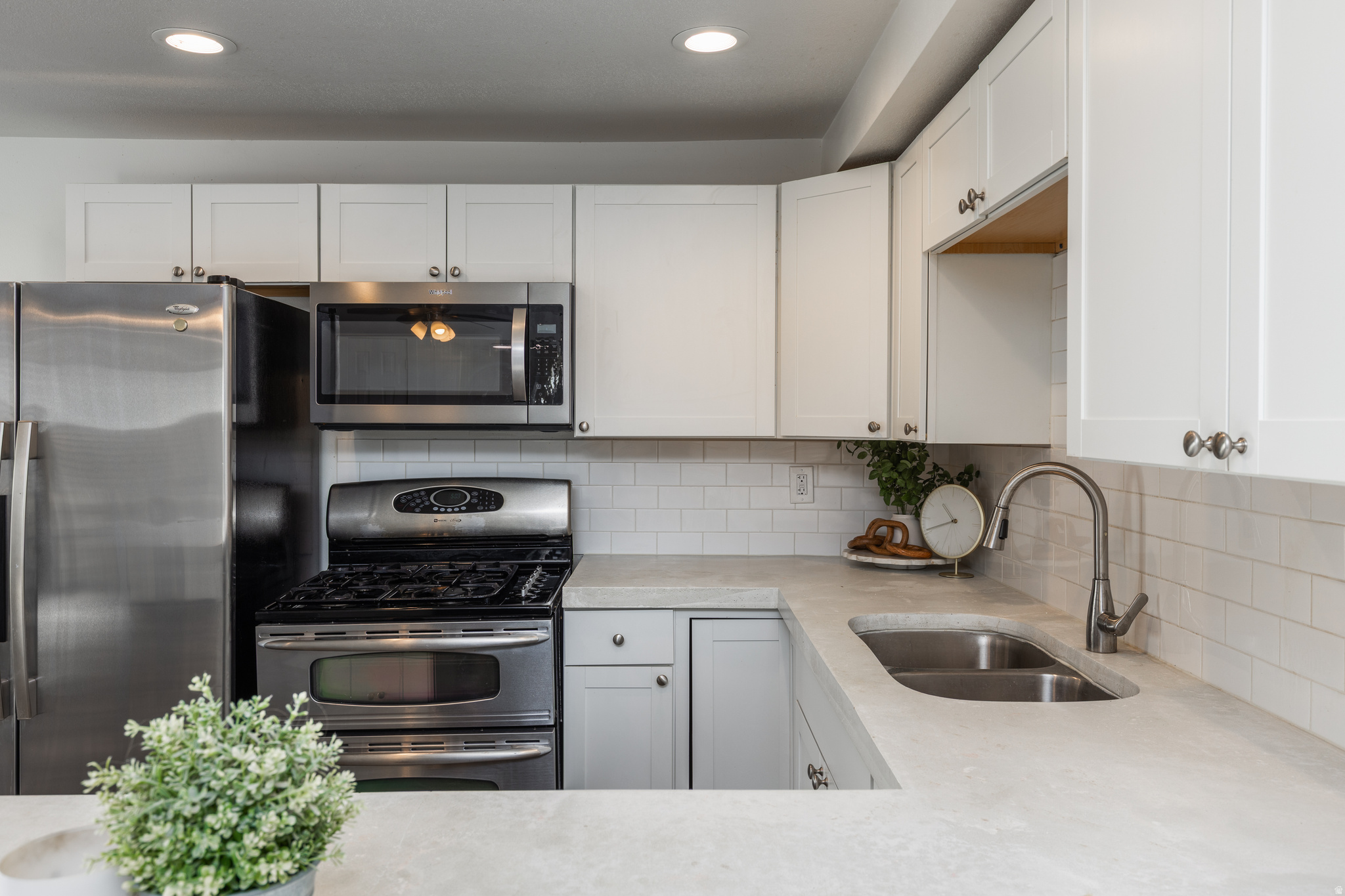 CASTLEBROOK - Residential