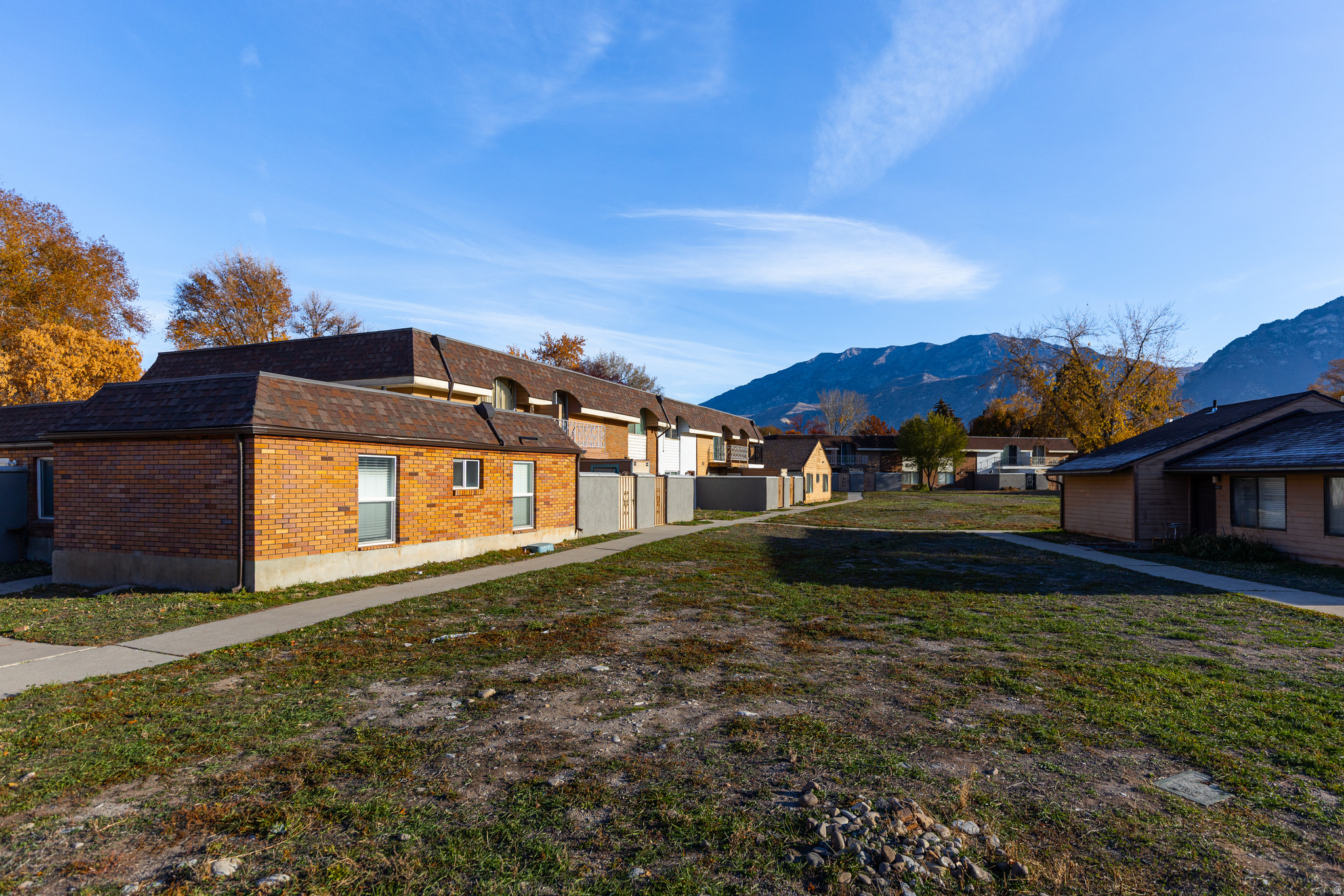 CASTLEBROOK - Residential