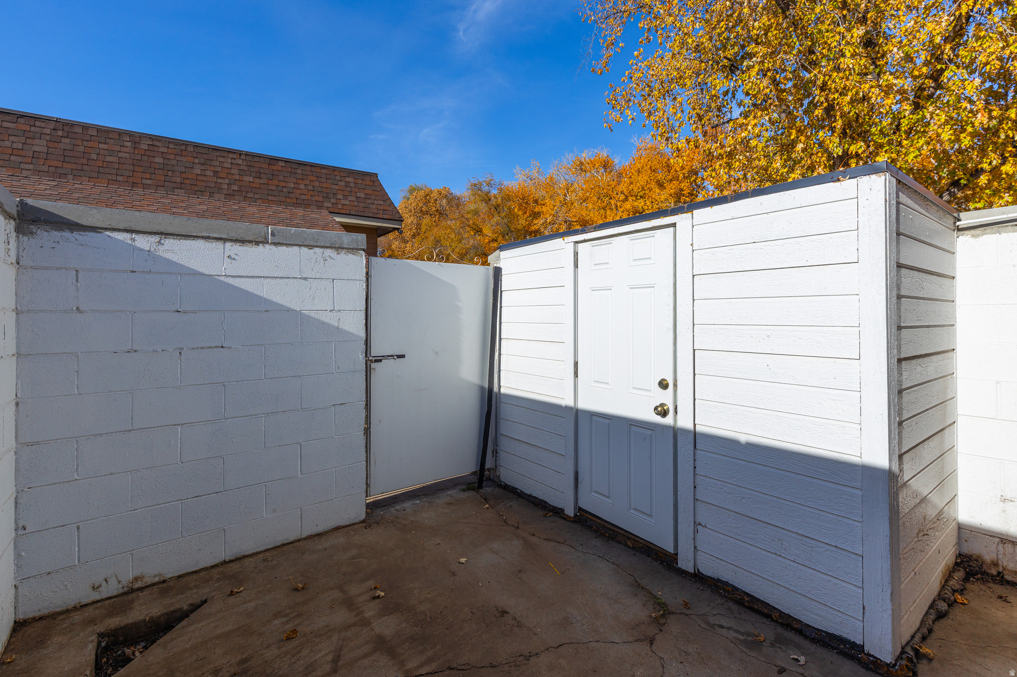 CASTLEBROOK - Residential