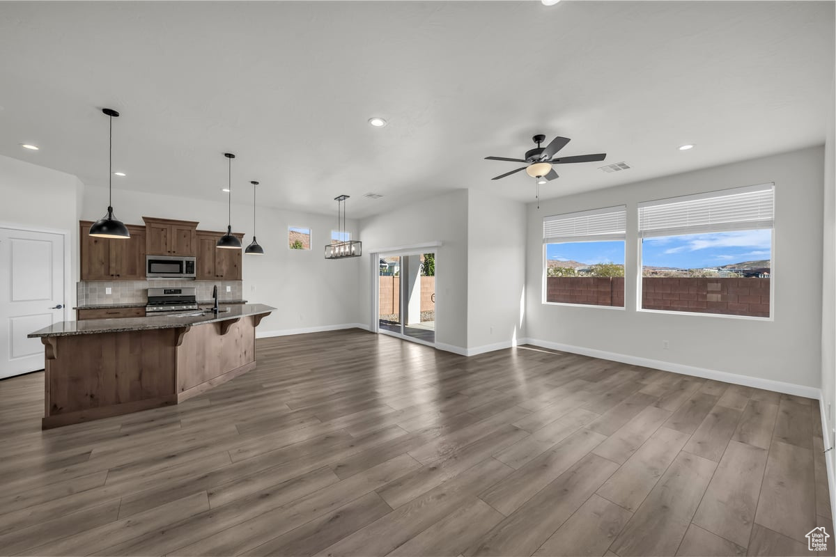 RIVERBEND AT SUNRISE VALLEY 2 - Residential