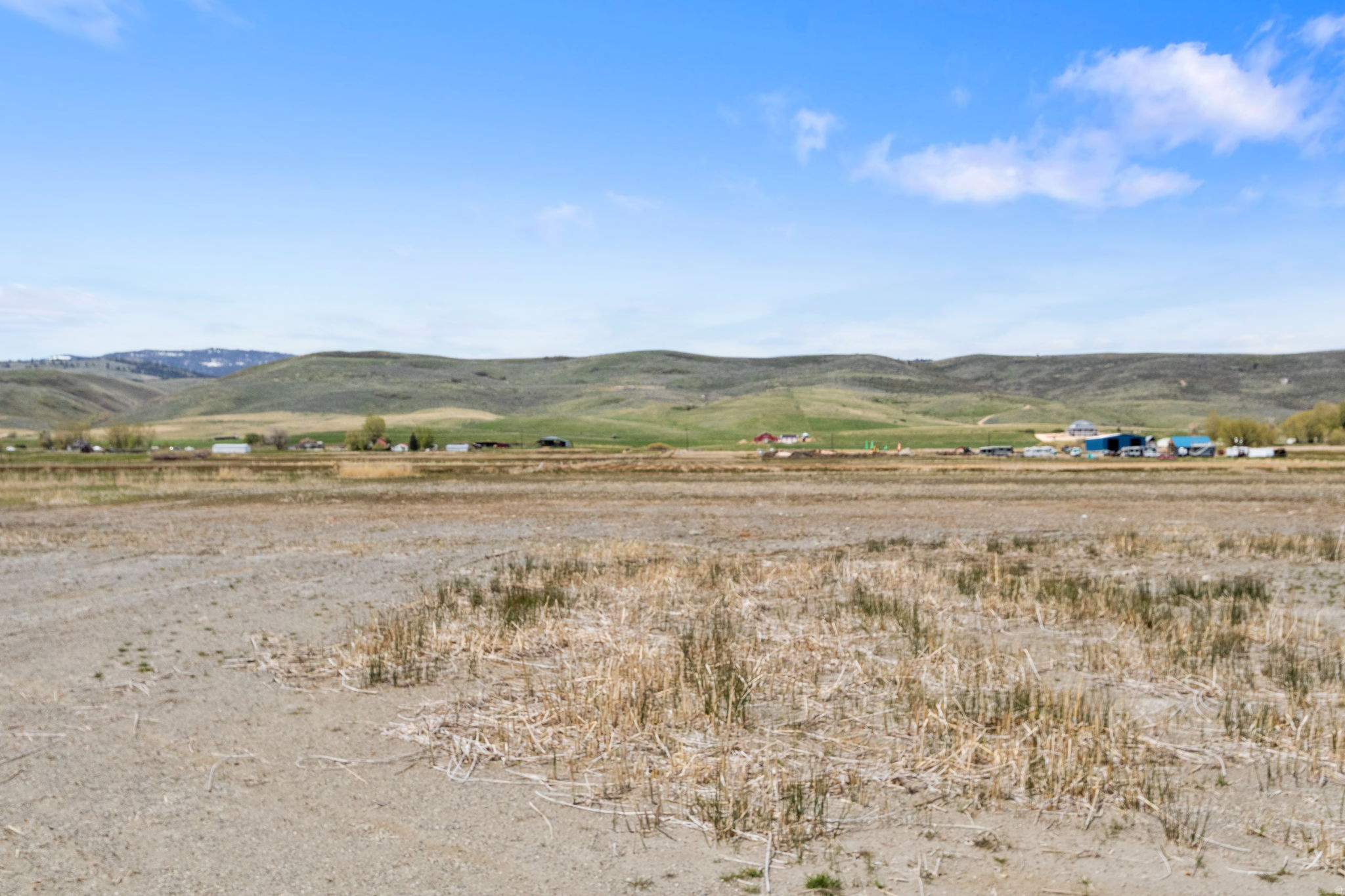 BEAR LAKE - Land