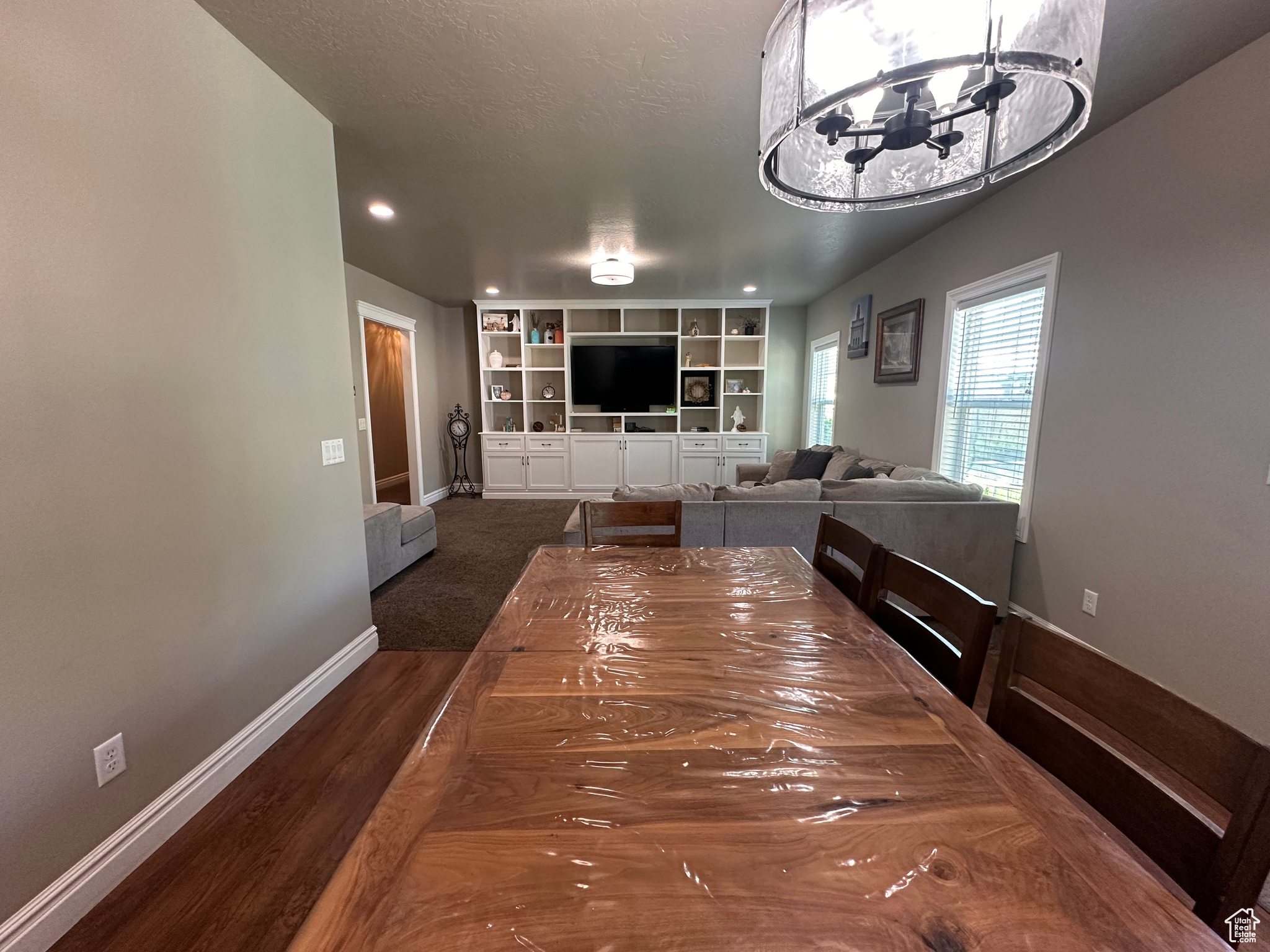 SUNRISE KNOLLS - Residential
