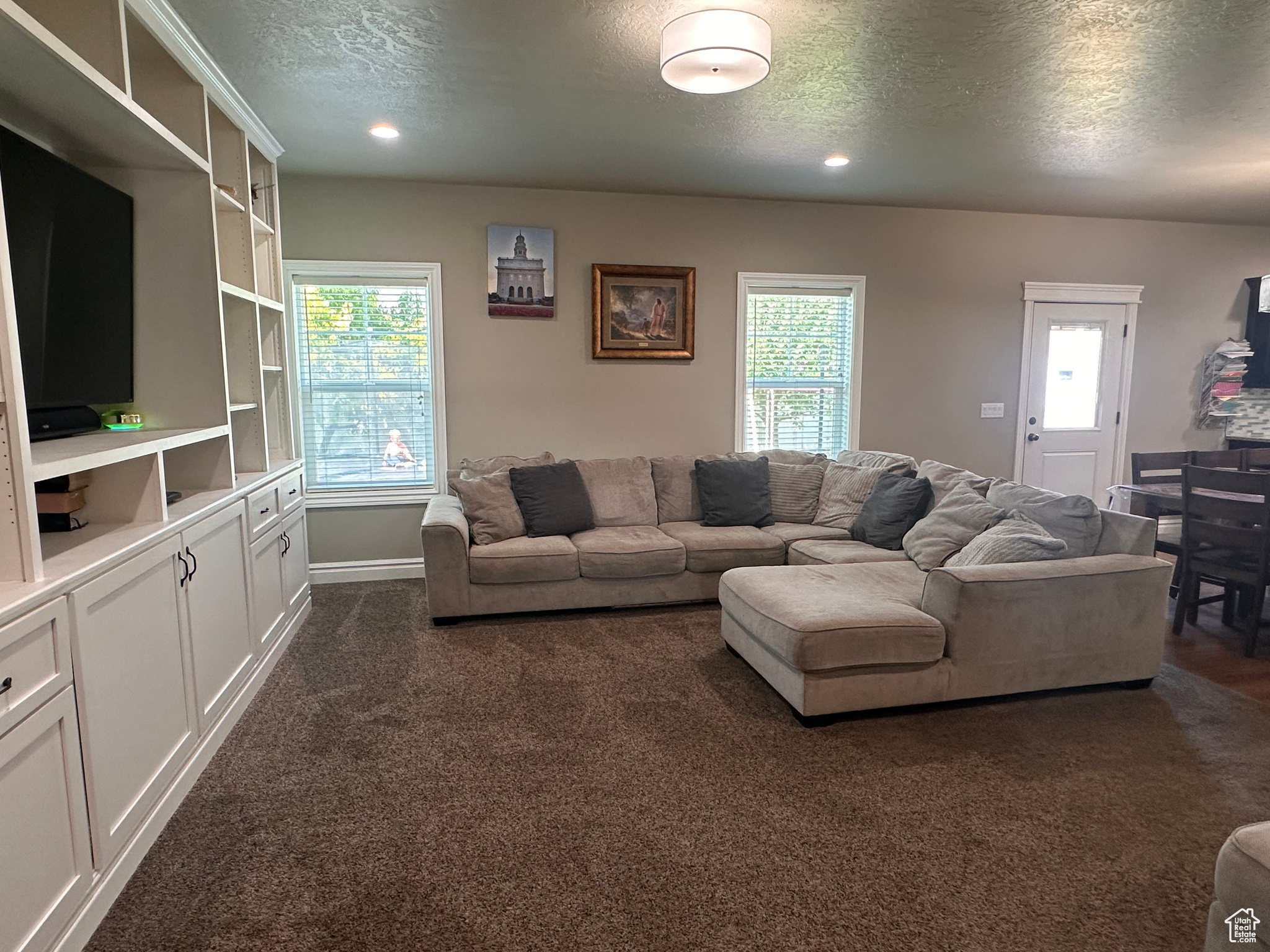 SUNRISE KNOLLS - Residential