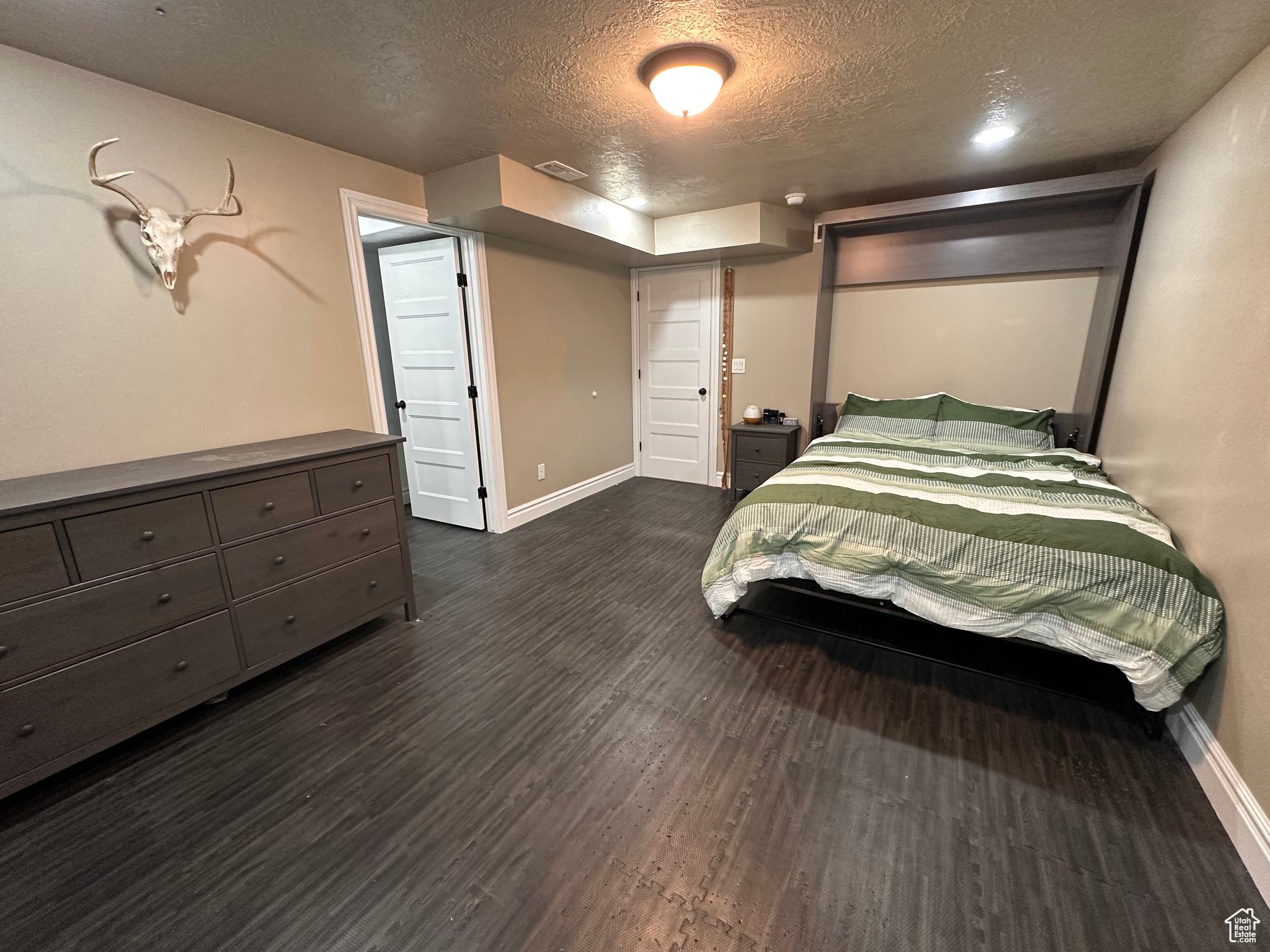 SUNRISE KNOLLS - Residential