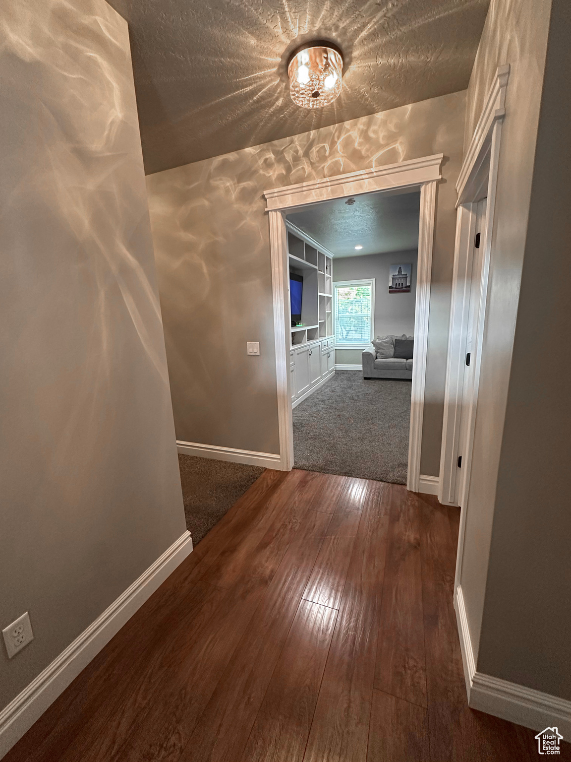 SUNRISE KNOLLS - Residential
