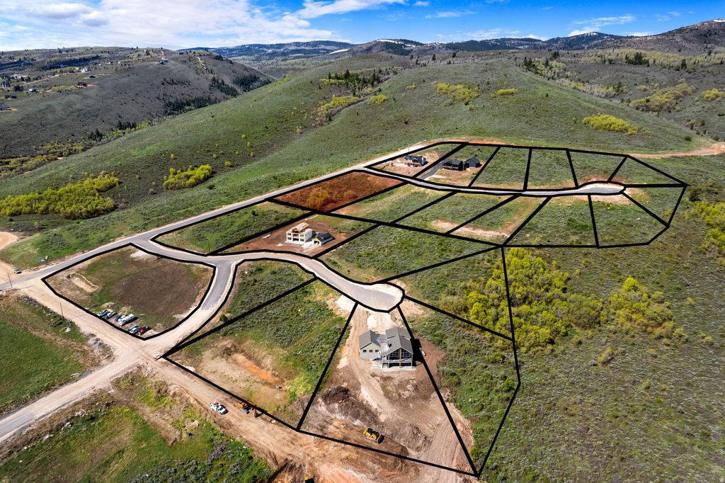 Photo of 638 RED TAIL CIR #10, Garden City, UT 84028 (MLS # 2147872)