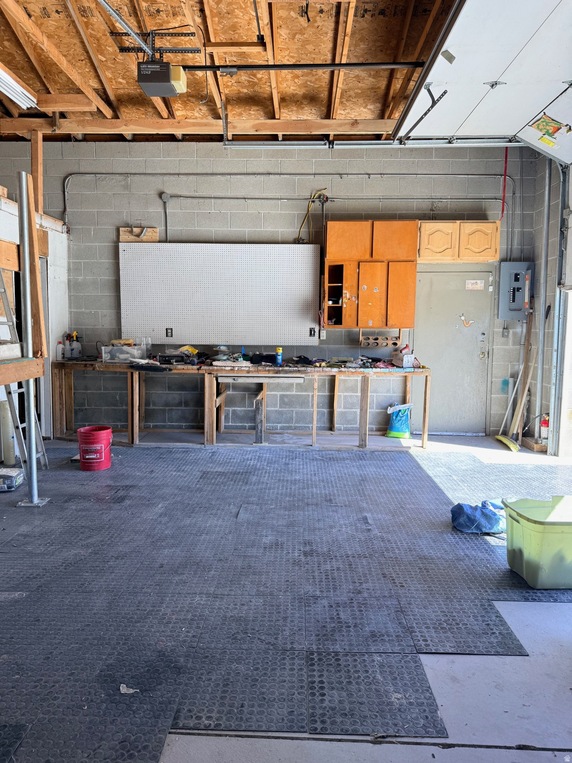 SUNNYVALE HEIGHTS SUB #11 - Residential